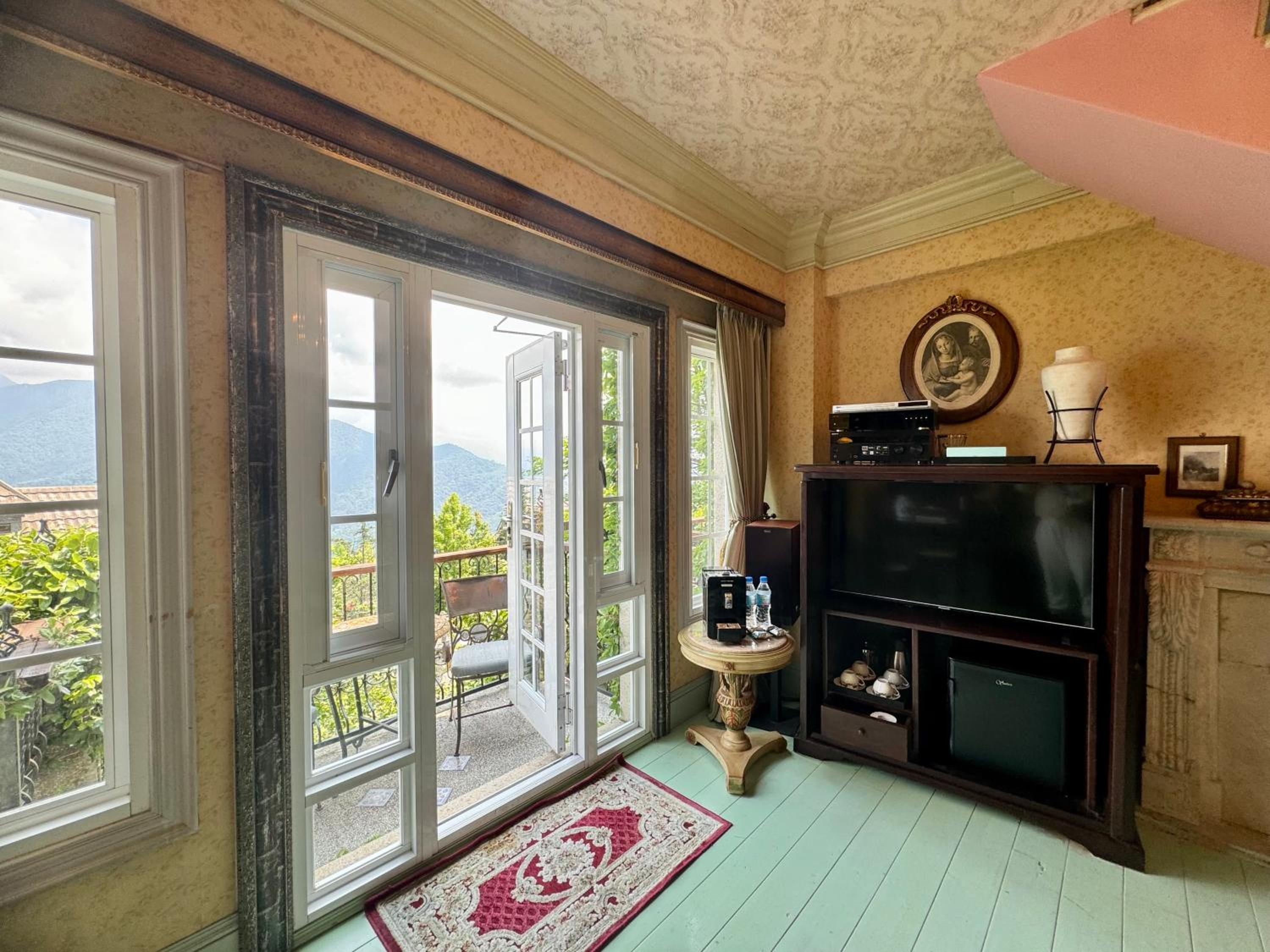 Shangrila Music Villa