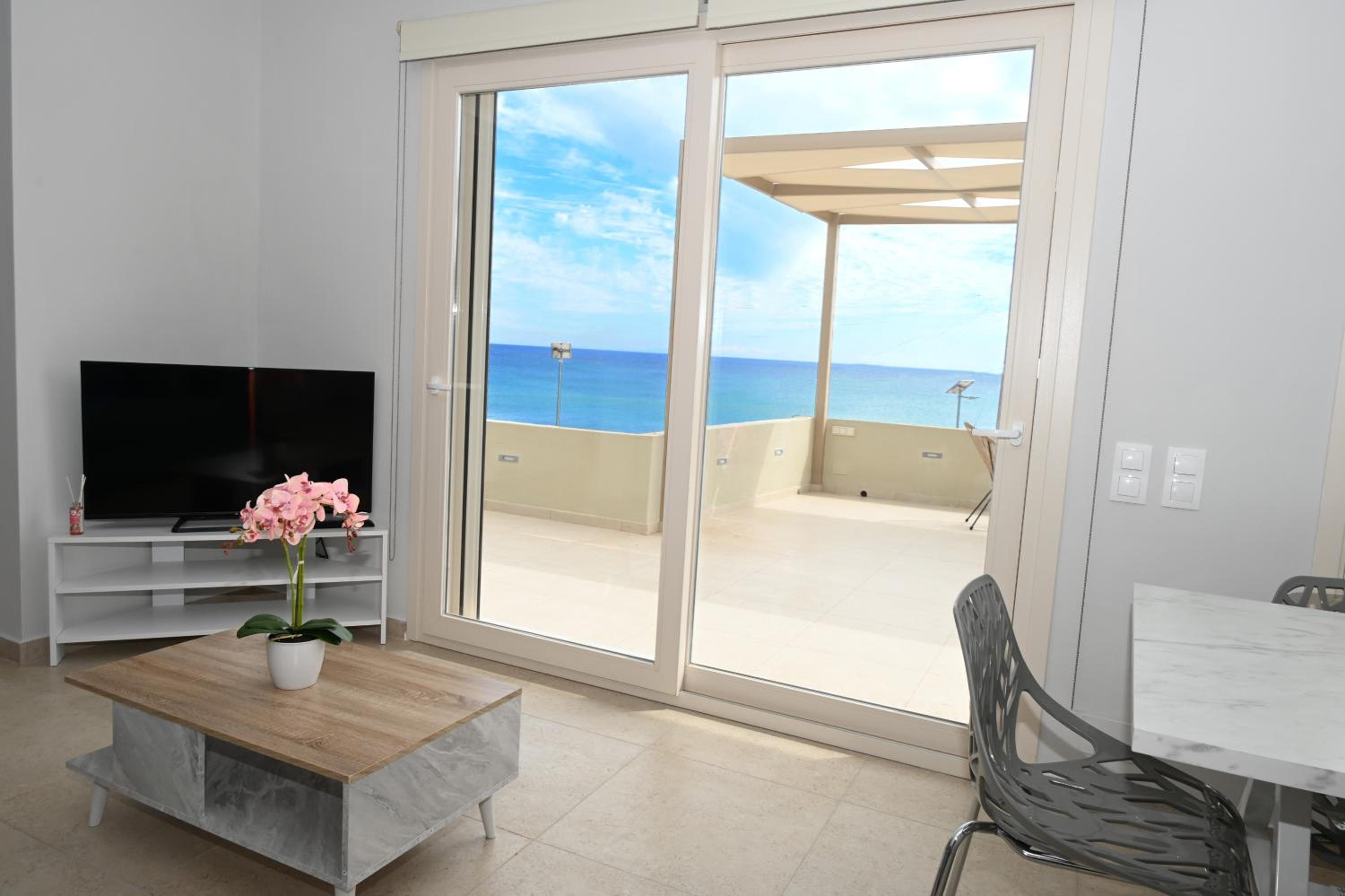 Koumpis Residences