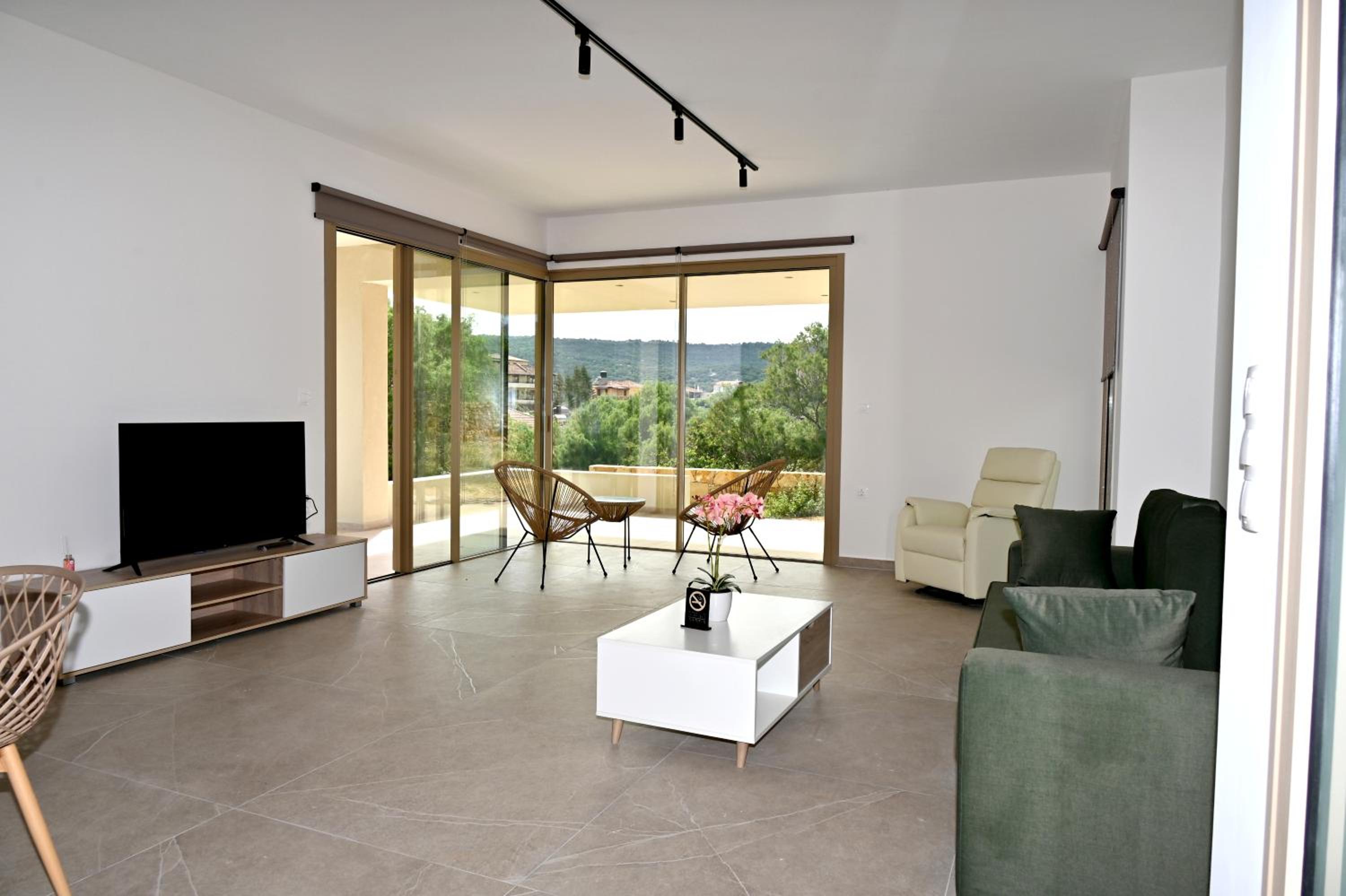 Koumpis Residences
