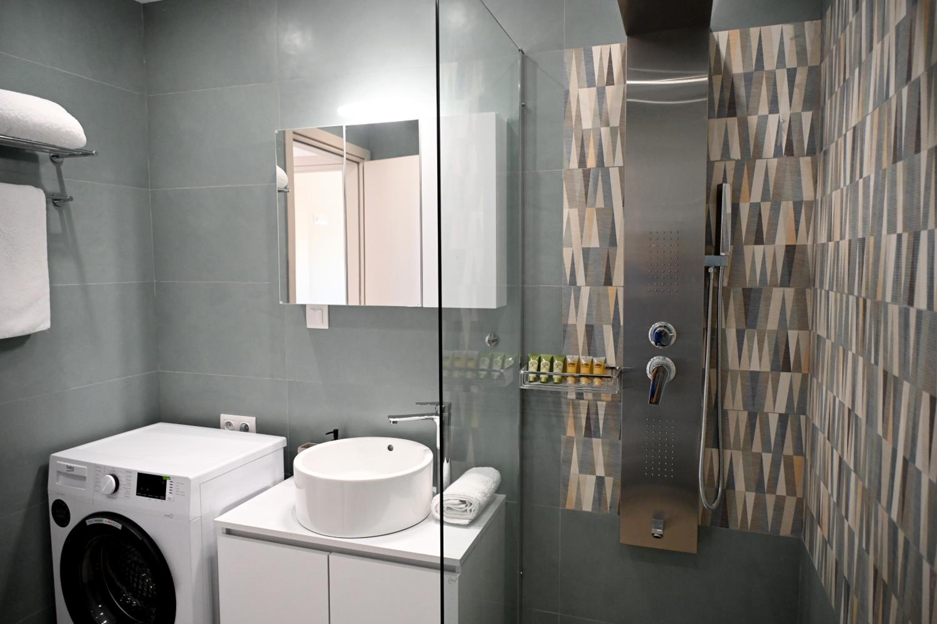 Koumpis Residences