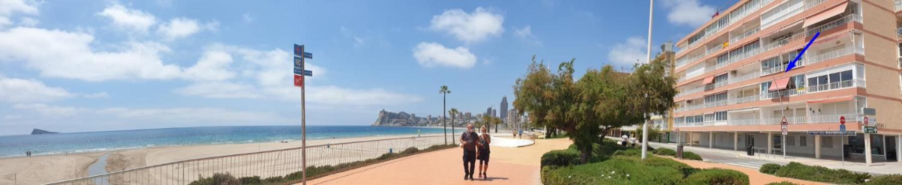 Luxury Primerísima Línea Playa Poniente Benidorm con 6,5 mts de Vistas Frontales al mar y Parking view 3