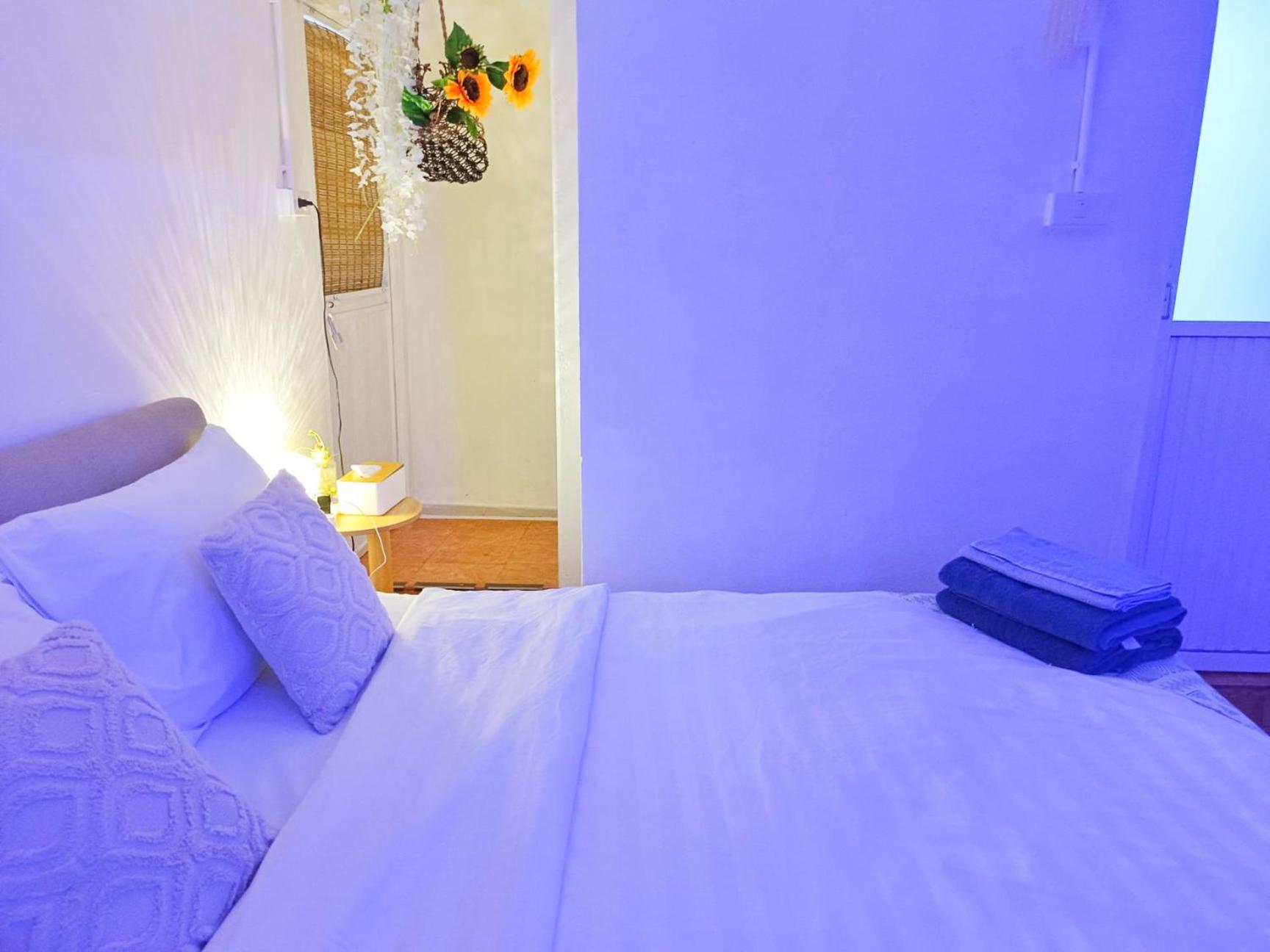 Getaway Villa Bangkok - 4 Bedroom,6 Beds and 5 Bathroom