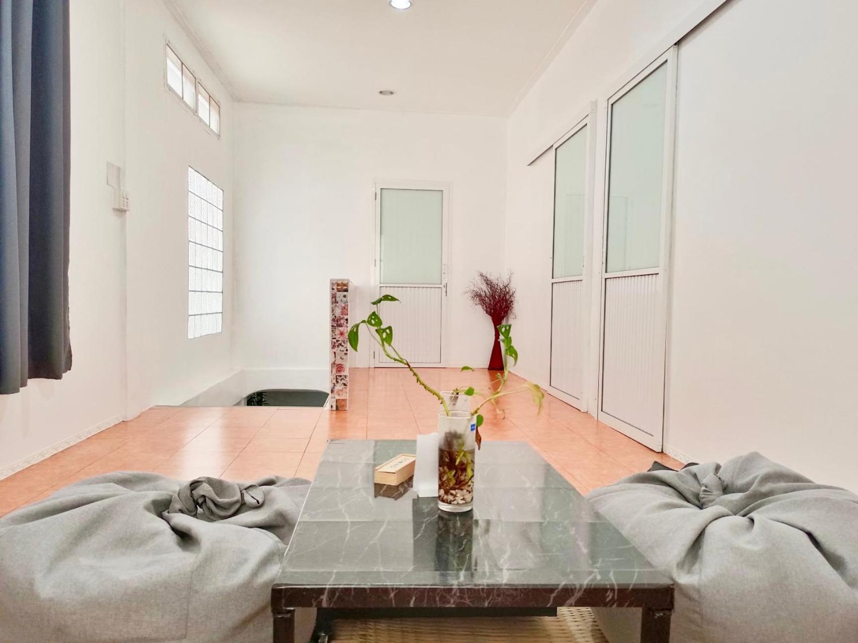 Getaway Villa Bangkok - 4 Bedroom,6 Beds and 5 Bathroom