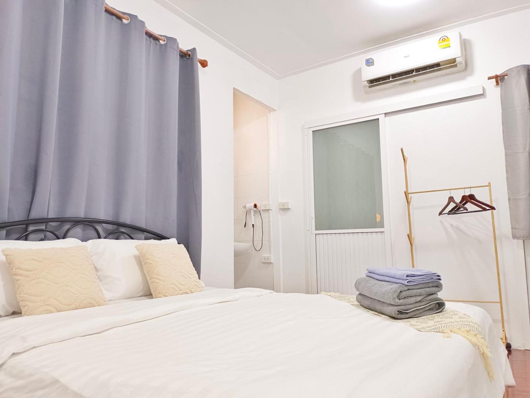 Getaway Villa Bangkok - 4 Bedroom,6 Beds and 5 Bathroom