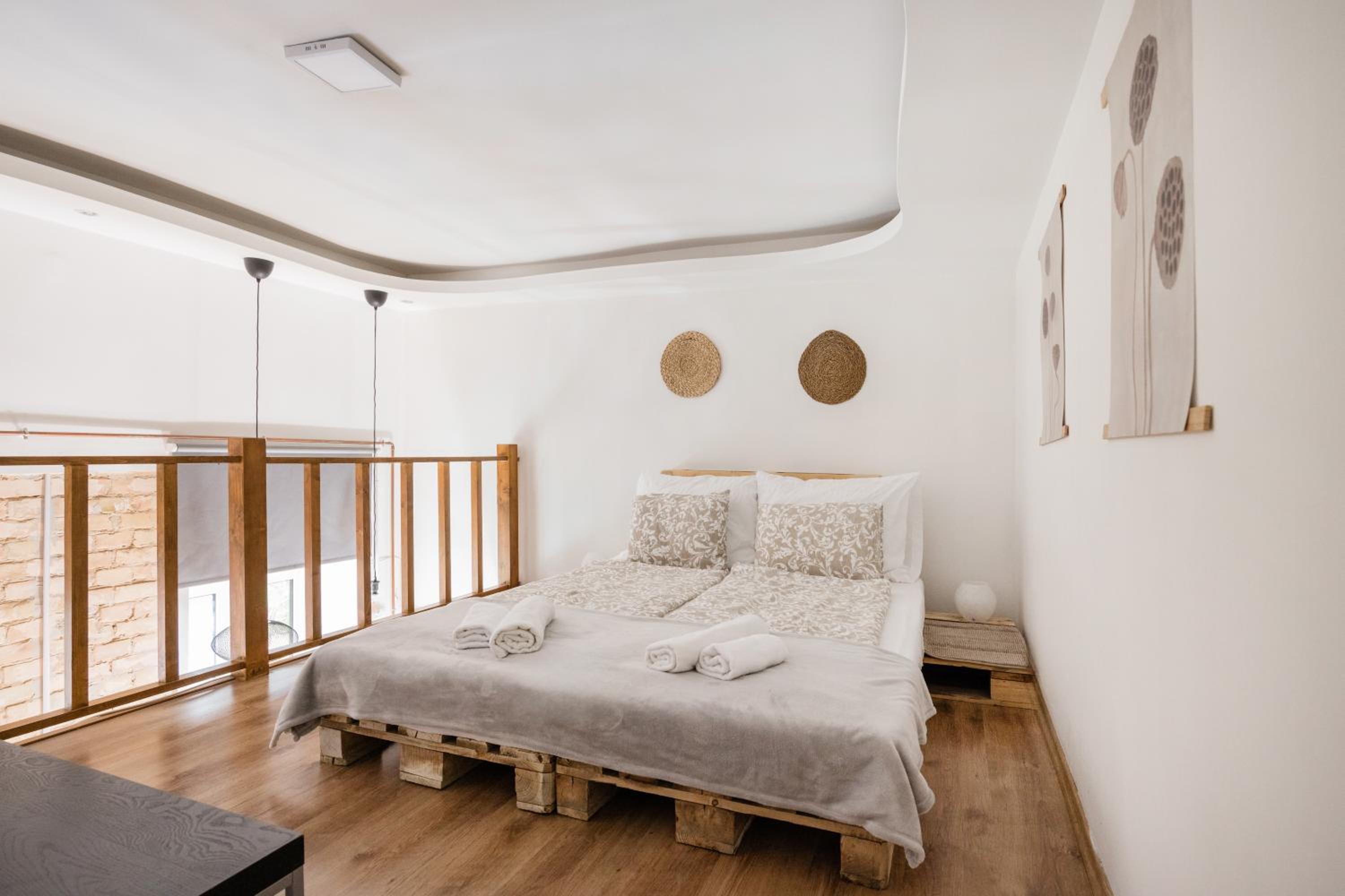 Stylish Natural Apartment with SAUNA - Heroes Square