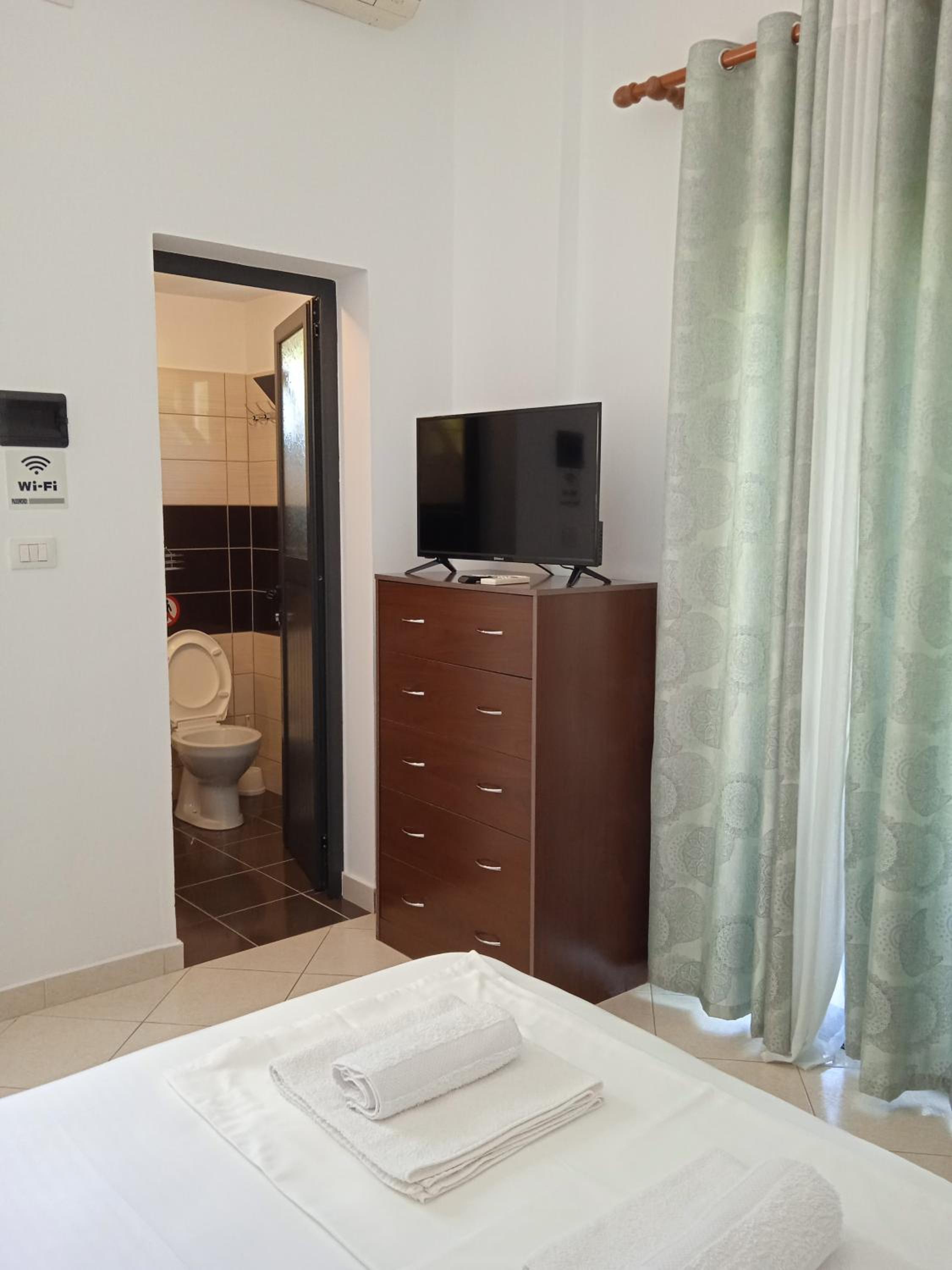 Vila F&M ksamil