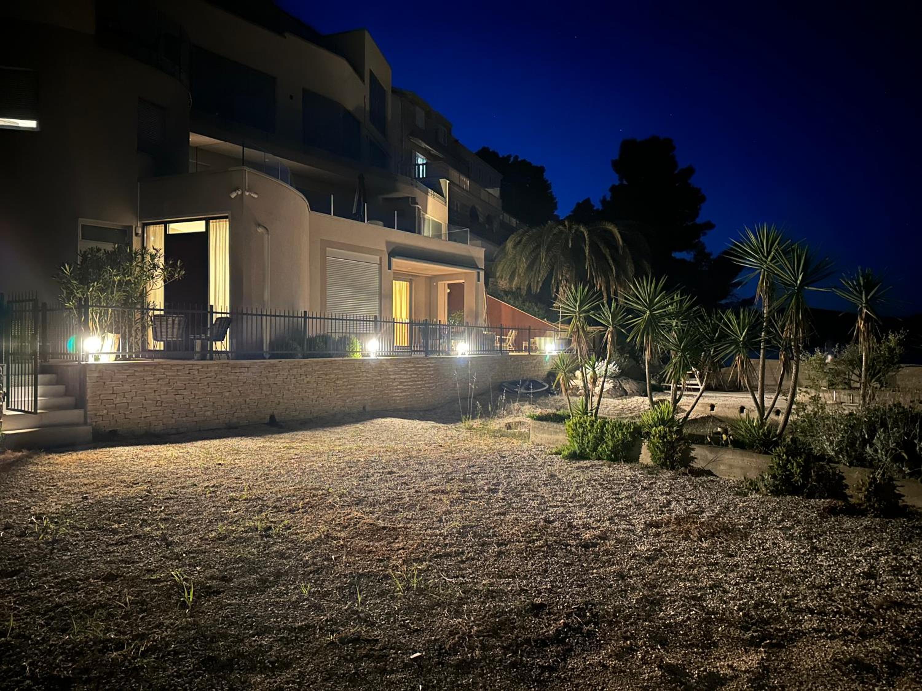 SeaZen Luxury Seaside Apartment Korcula