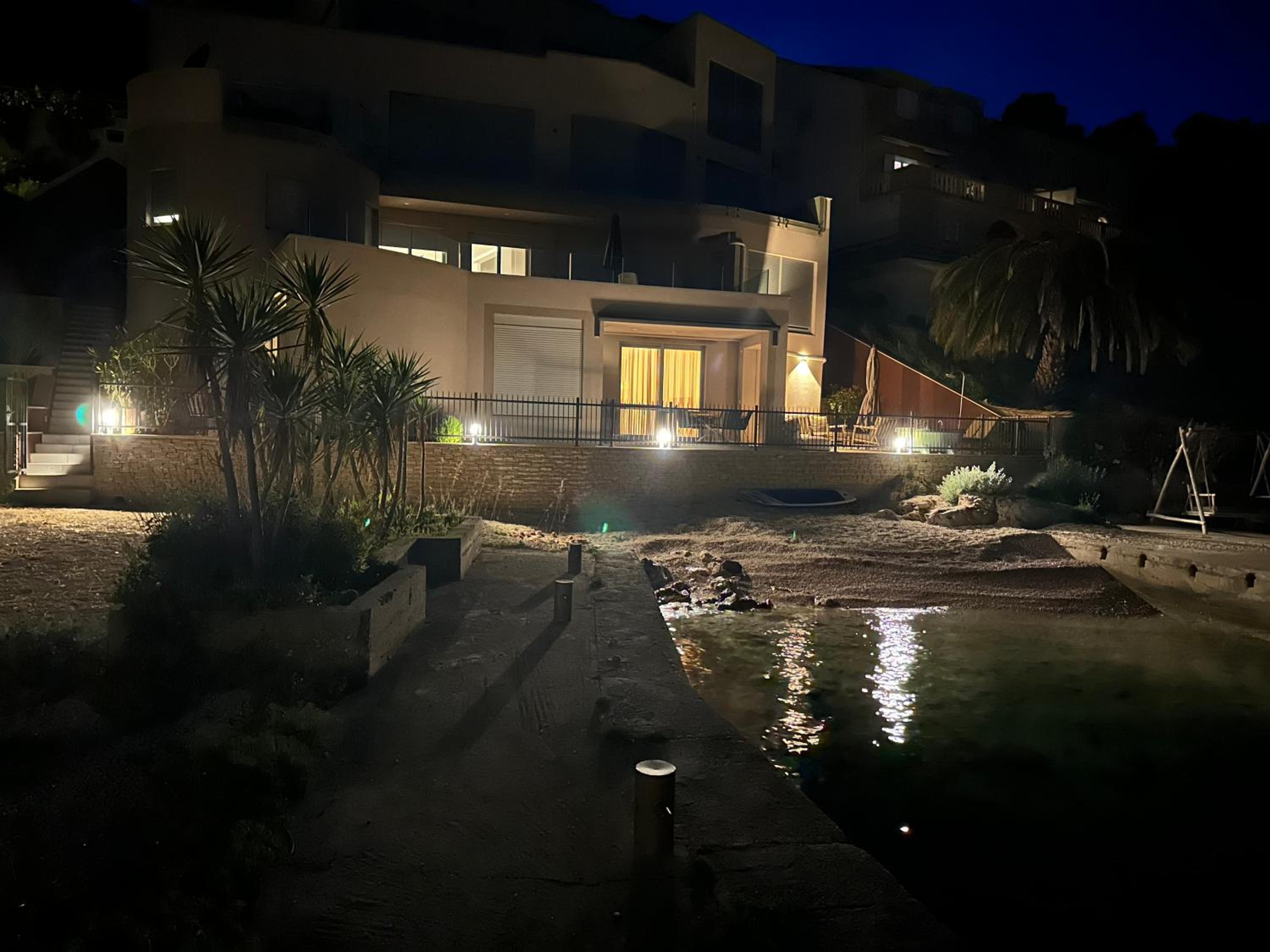 SeaZen Luxury Seaside Apartment Korcula