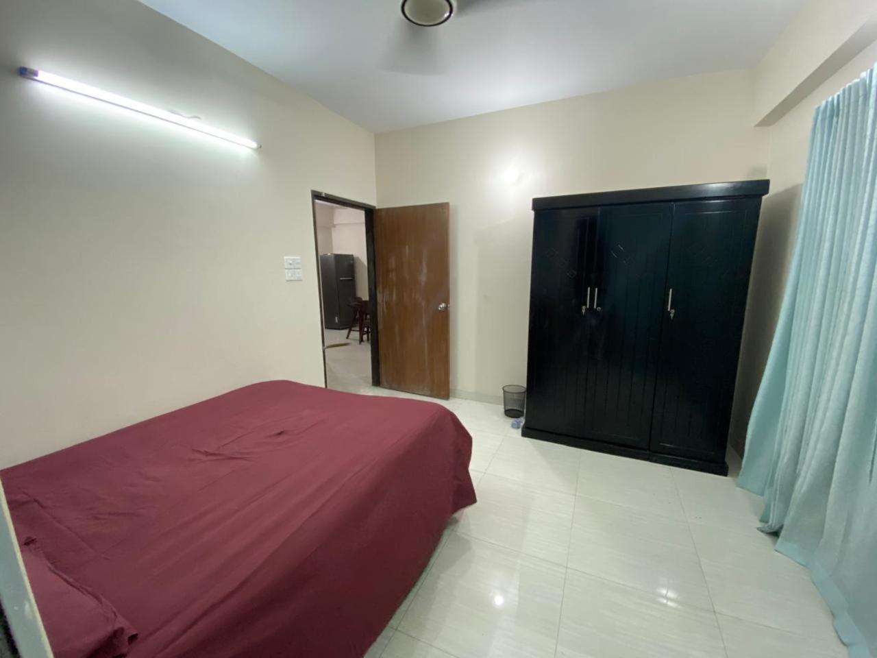 Service Apartment
