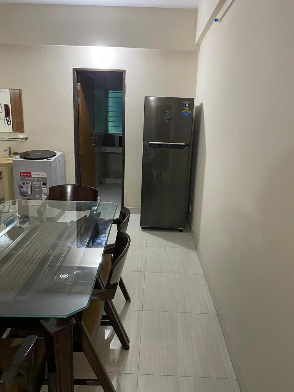 Service Apartment