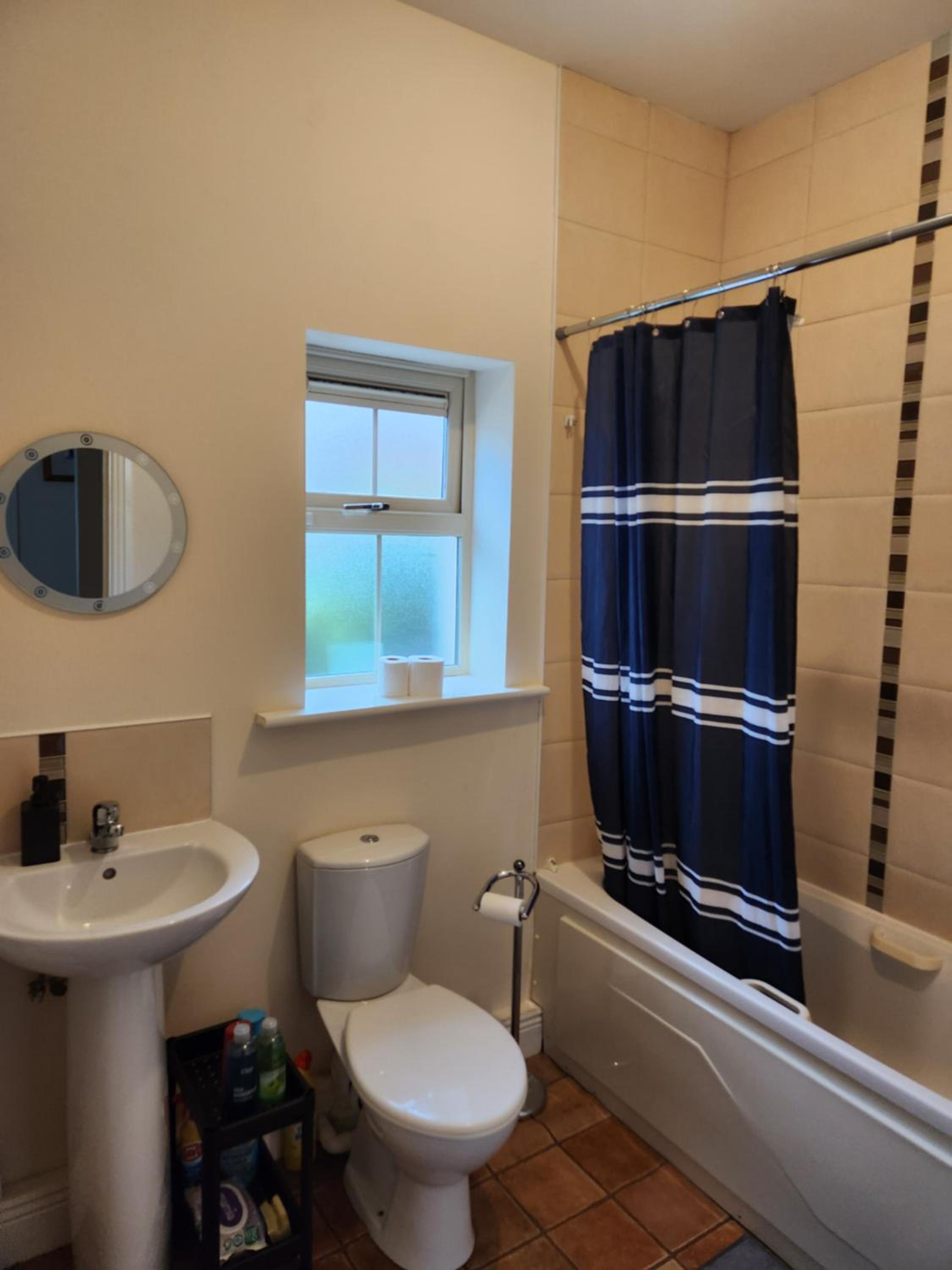 Nice Dublin 3 bedrooms near Airport & Dublin City 7people