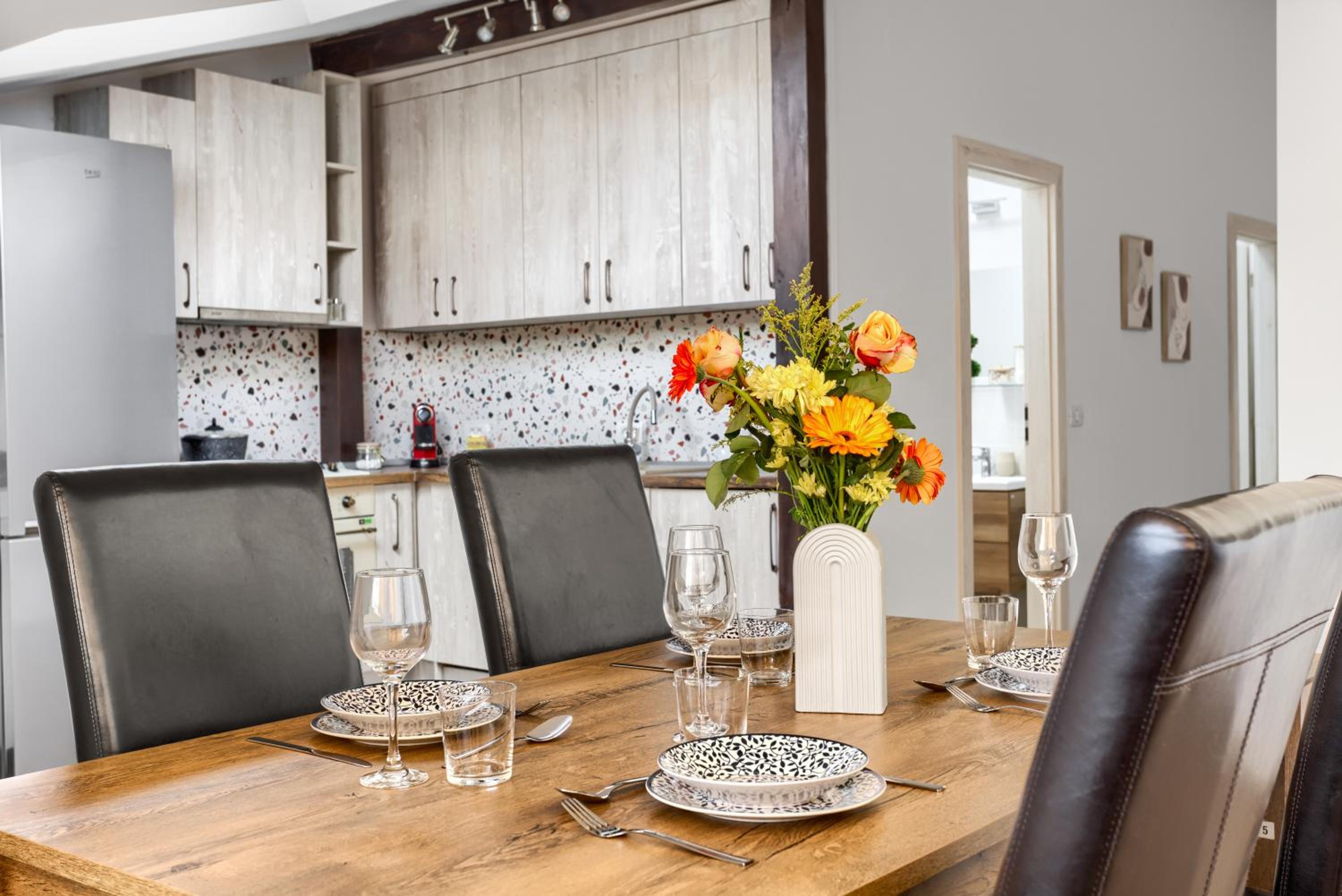 ARI Central Grand SkyView - Family Apartment