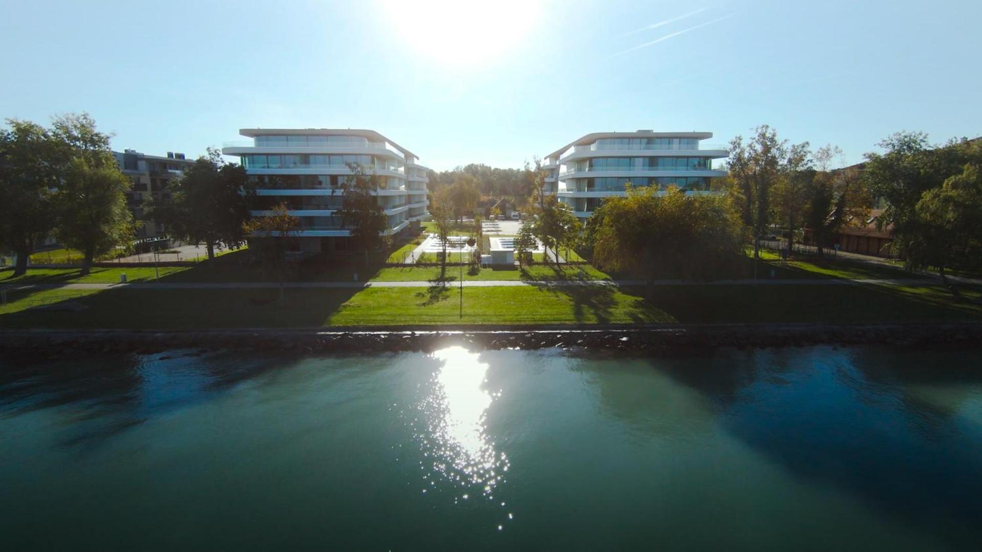 Wave Luxury Apartment