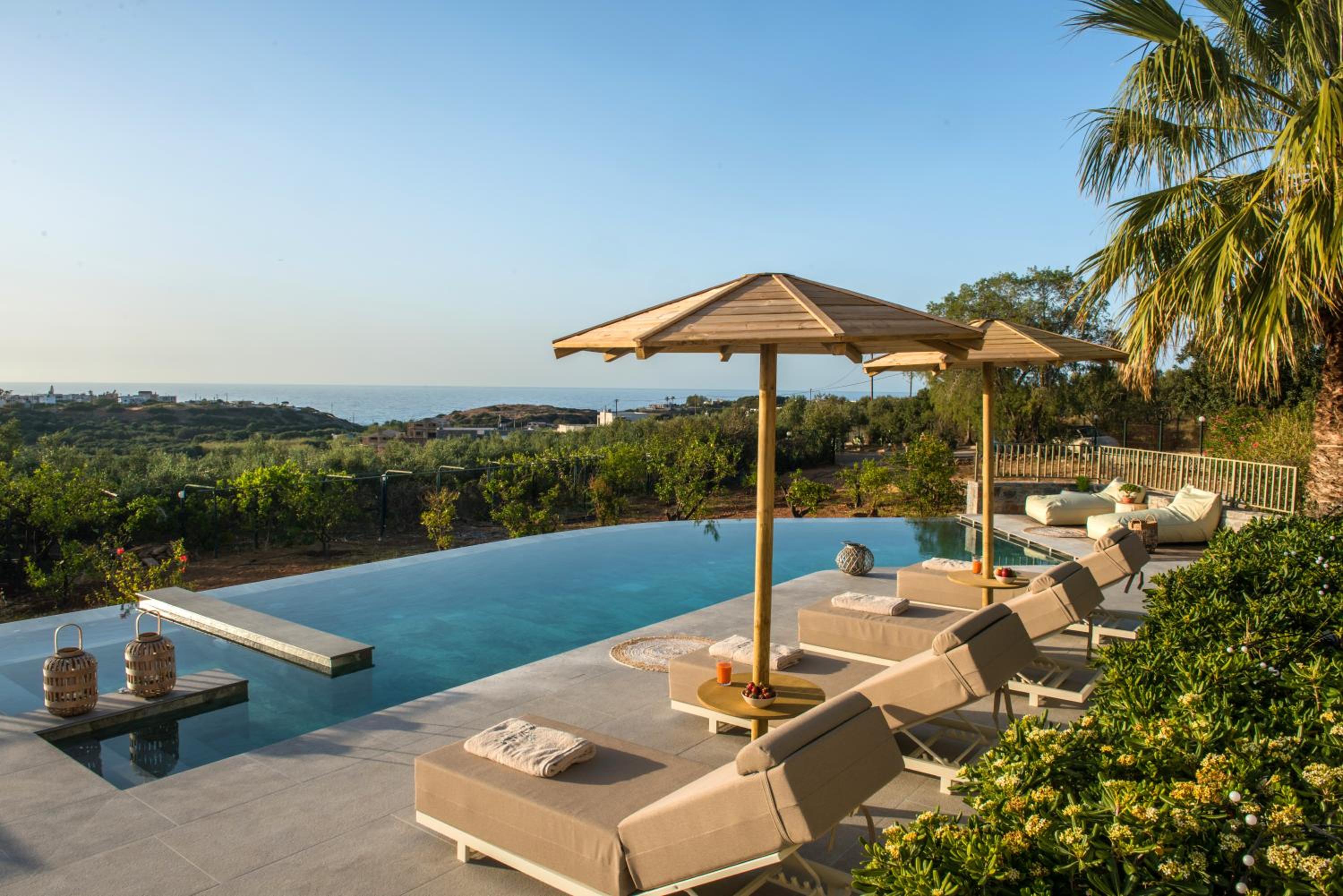 DIEVANDI SEAVIEW VILLA view 5