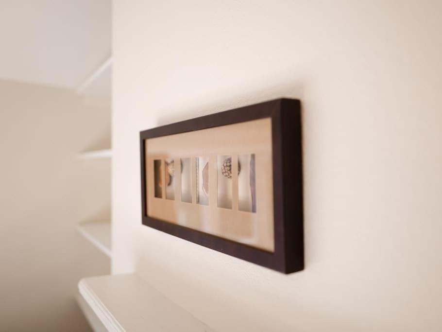 Charming Cottage Getaway in Altrincham view 2