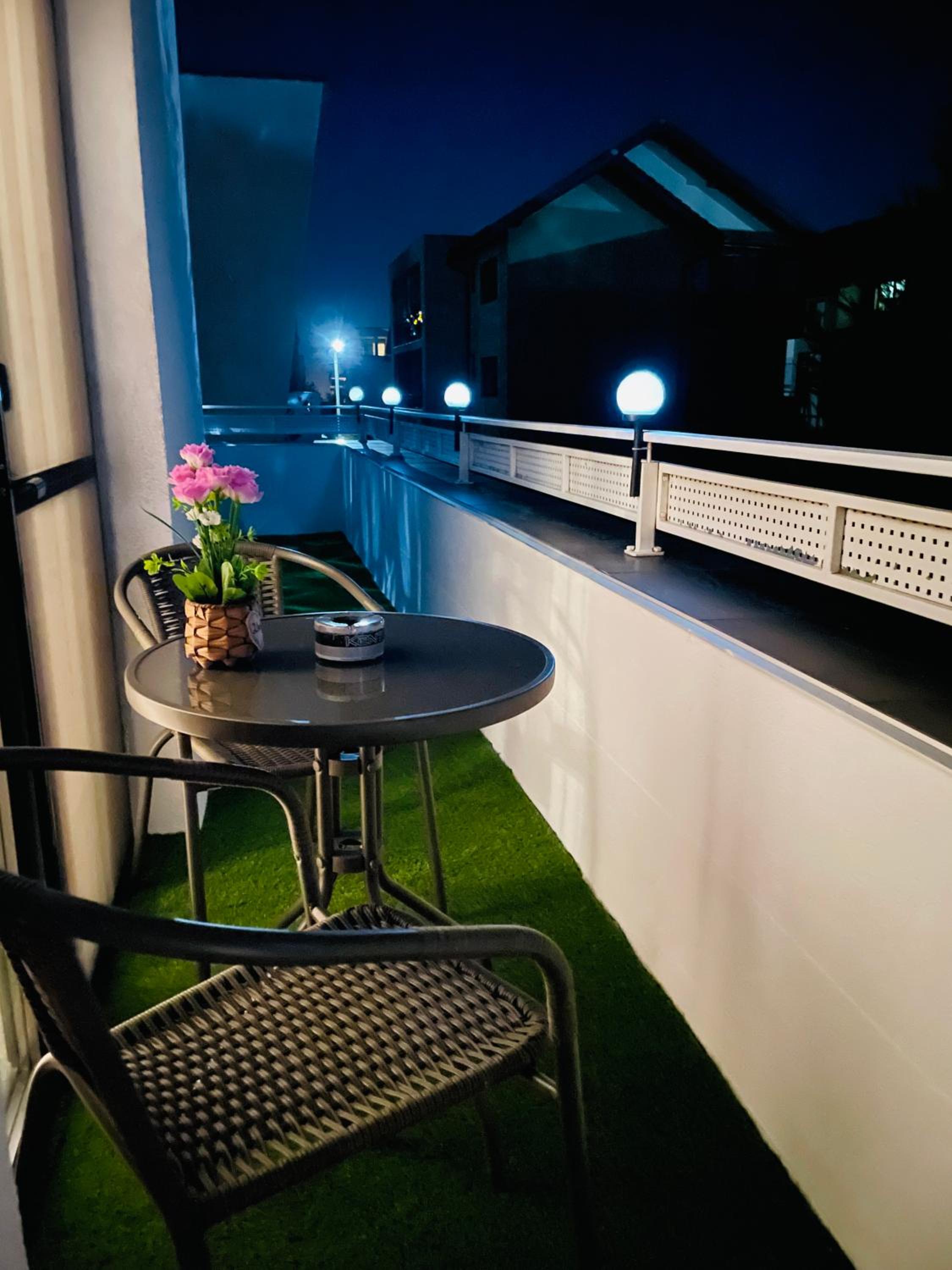 S & S Apartment 2 bedroom with Balcony & Terrace Dumbravita free Parking at location 2 spaces view 4