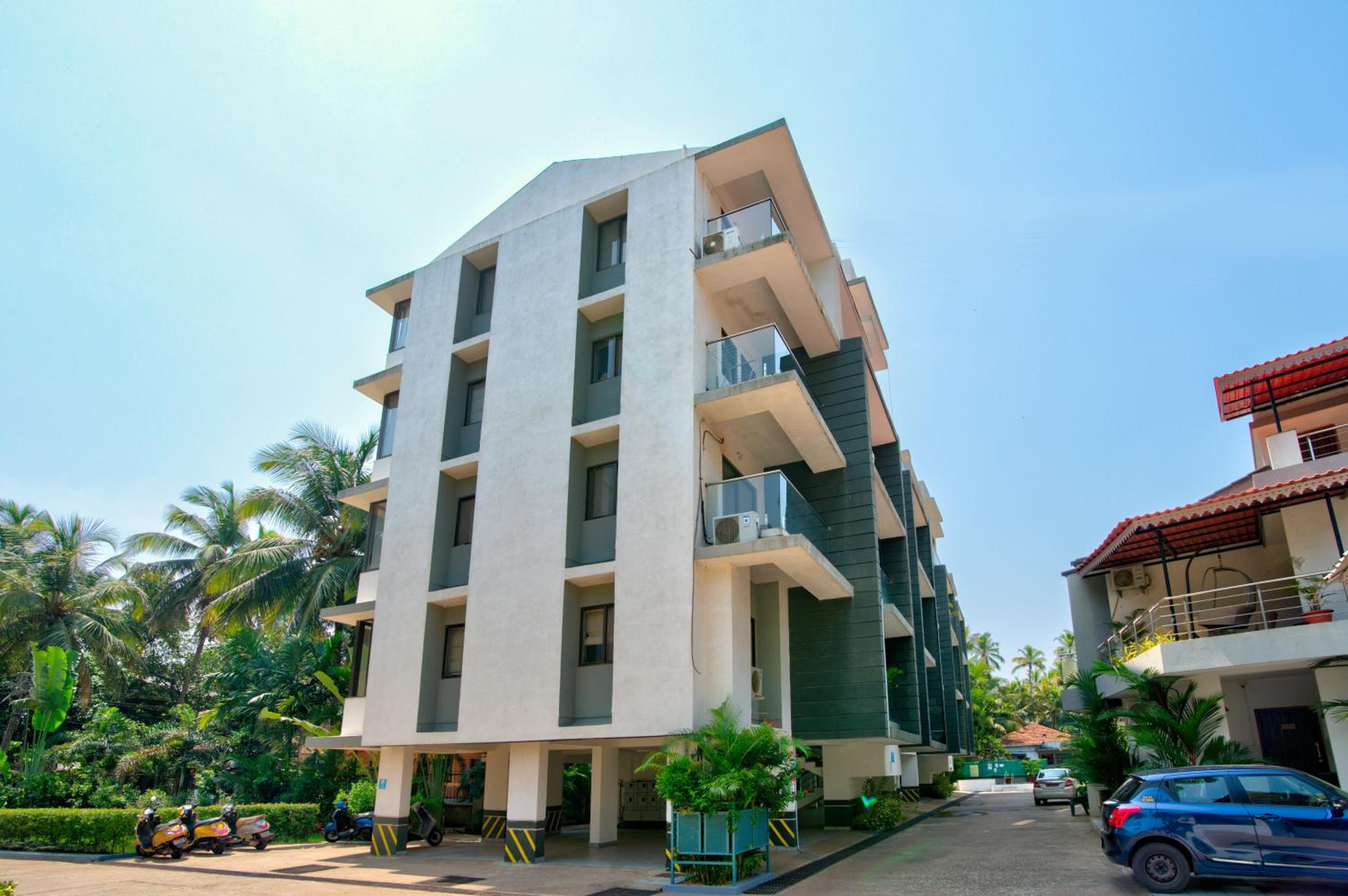 Lavish 2BHK Apartment Near Candolim view 3