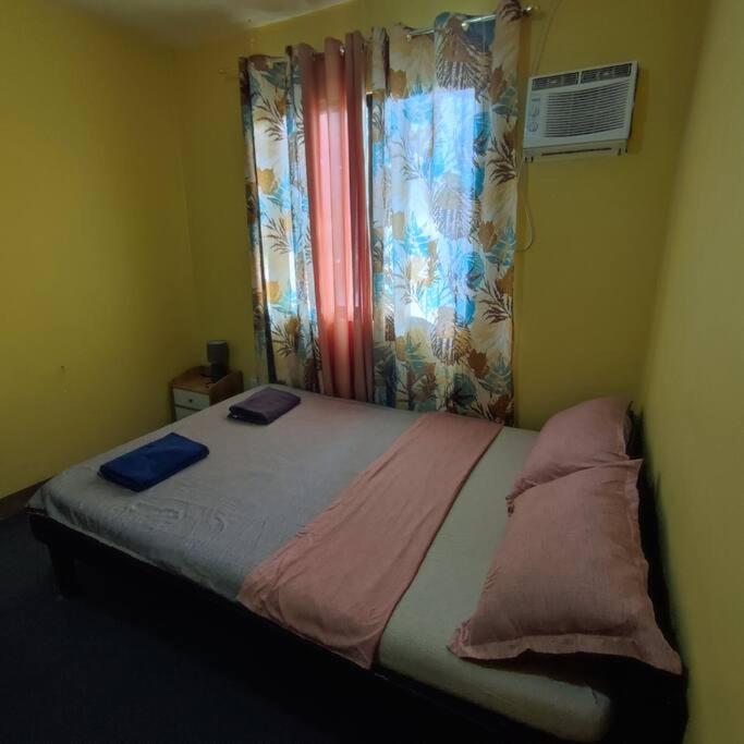 Cozy 2BR Netflix Parking with AC view 2