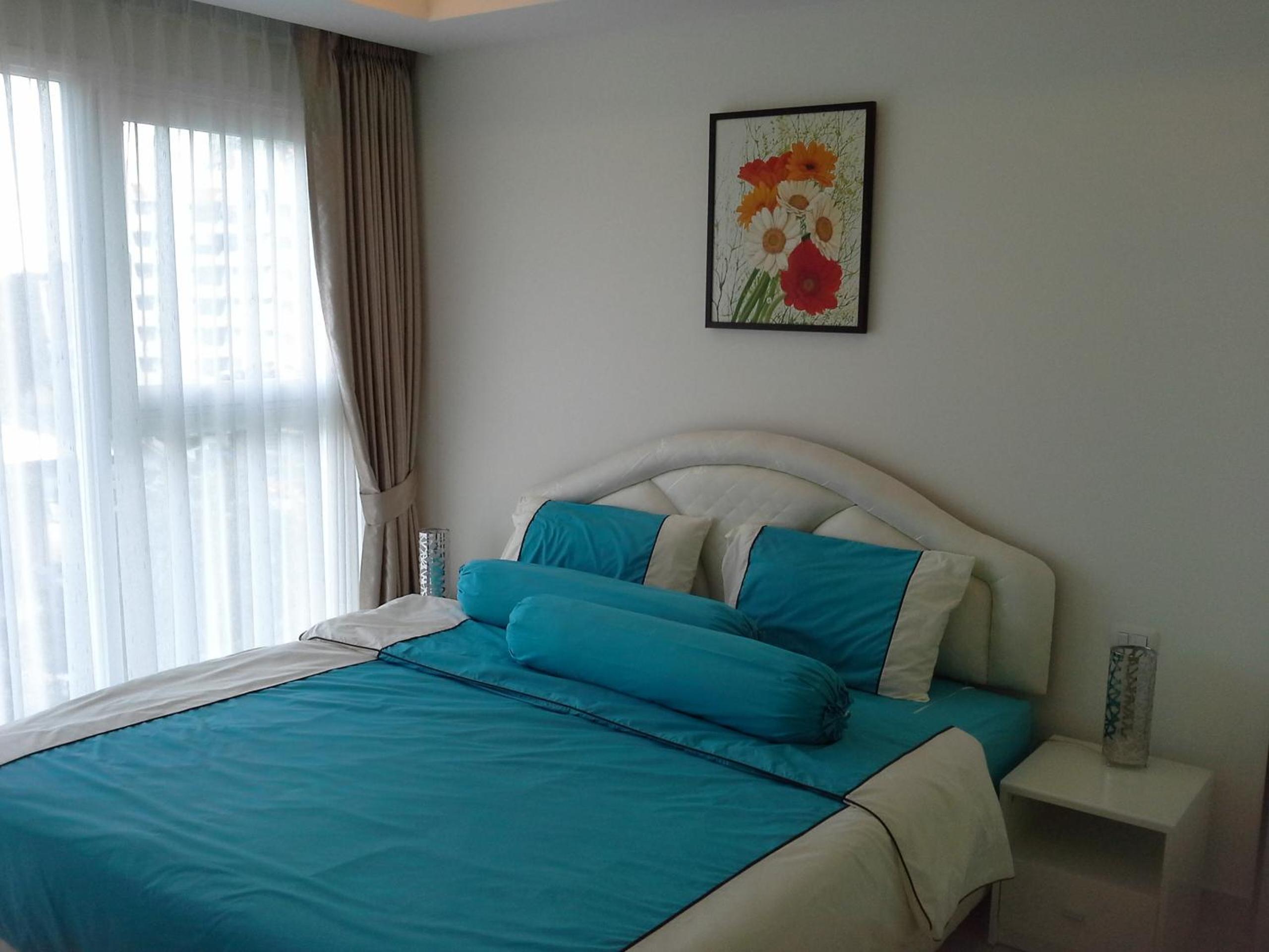 Cosy Beach View Apartments