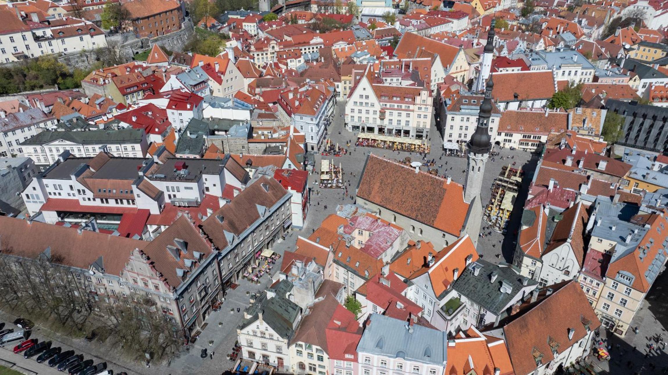 Revalia Old Town Hall Square Apartment