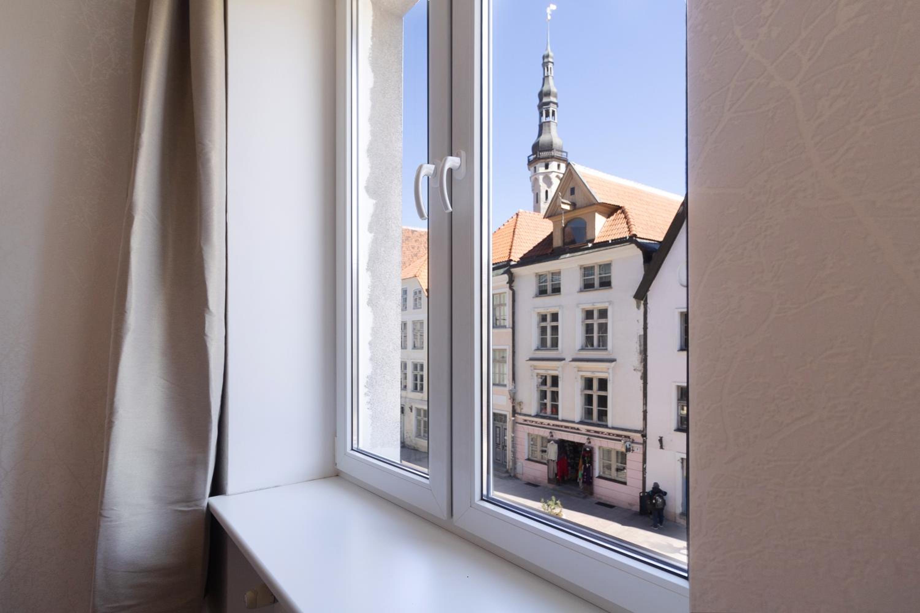 Revalia Old Town Hall Square Apartment