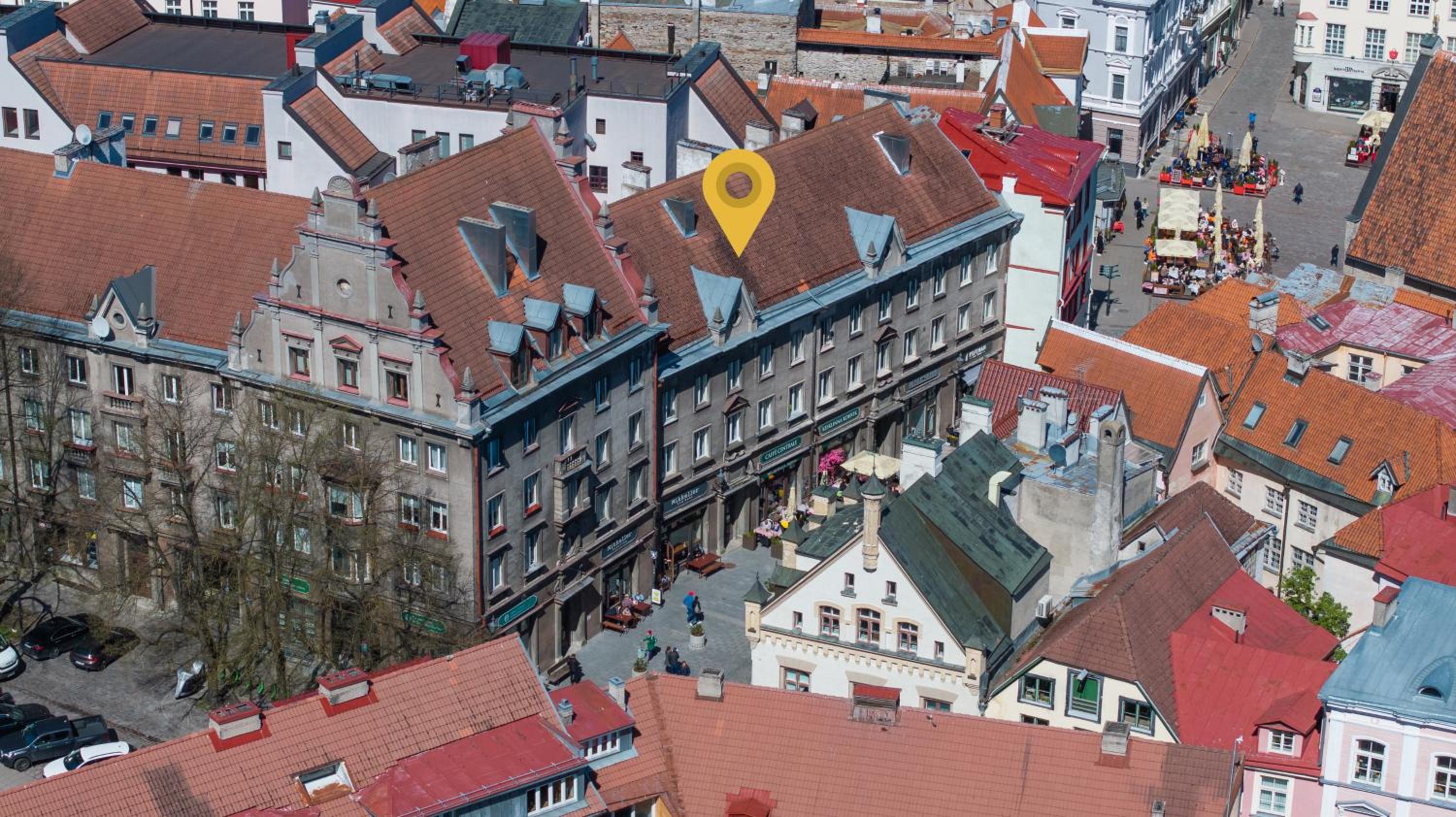 Revalia Old Town Hall Square Apartment