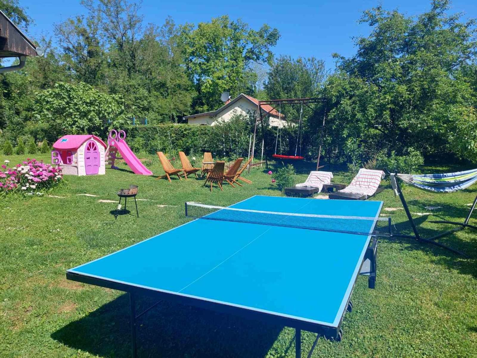 Fruškogorska kuća - Andrevlje lounge, naselje Testera view 2