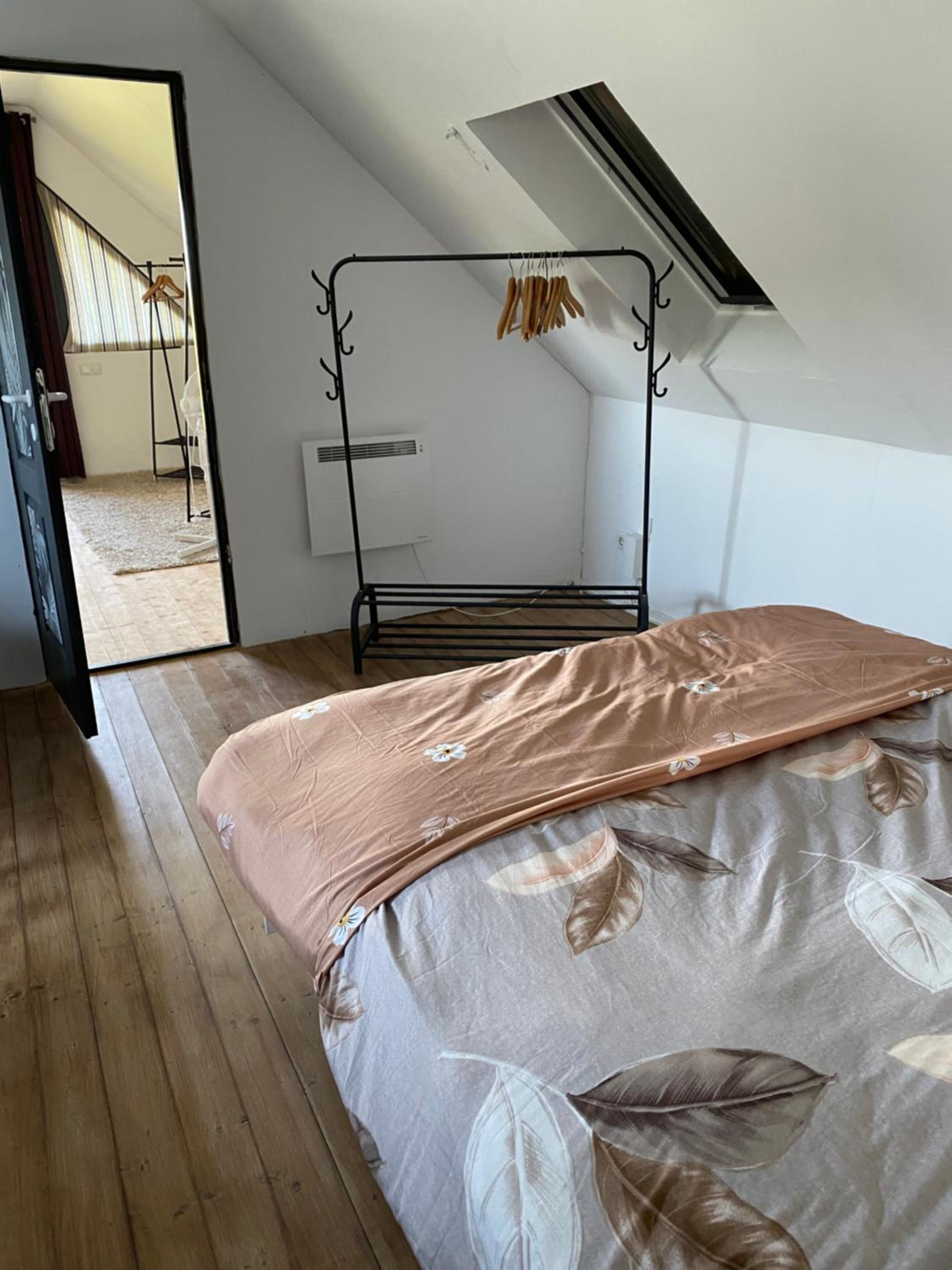 Photo 8