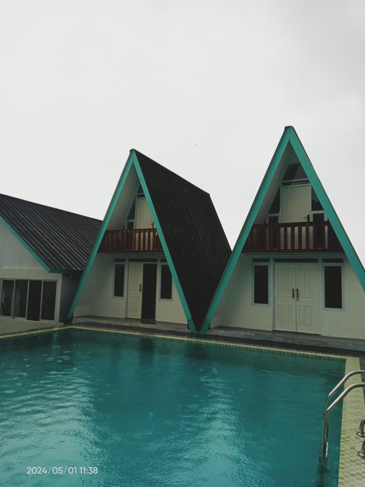 Ellada Villas Megamendung view 2