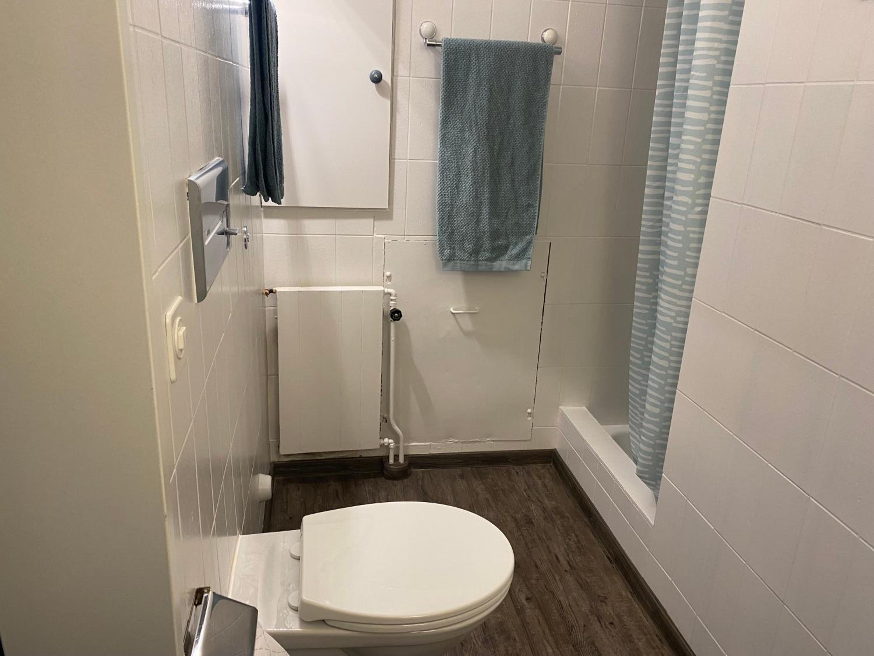 Joline private guest apartment Studio feel home view 2