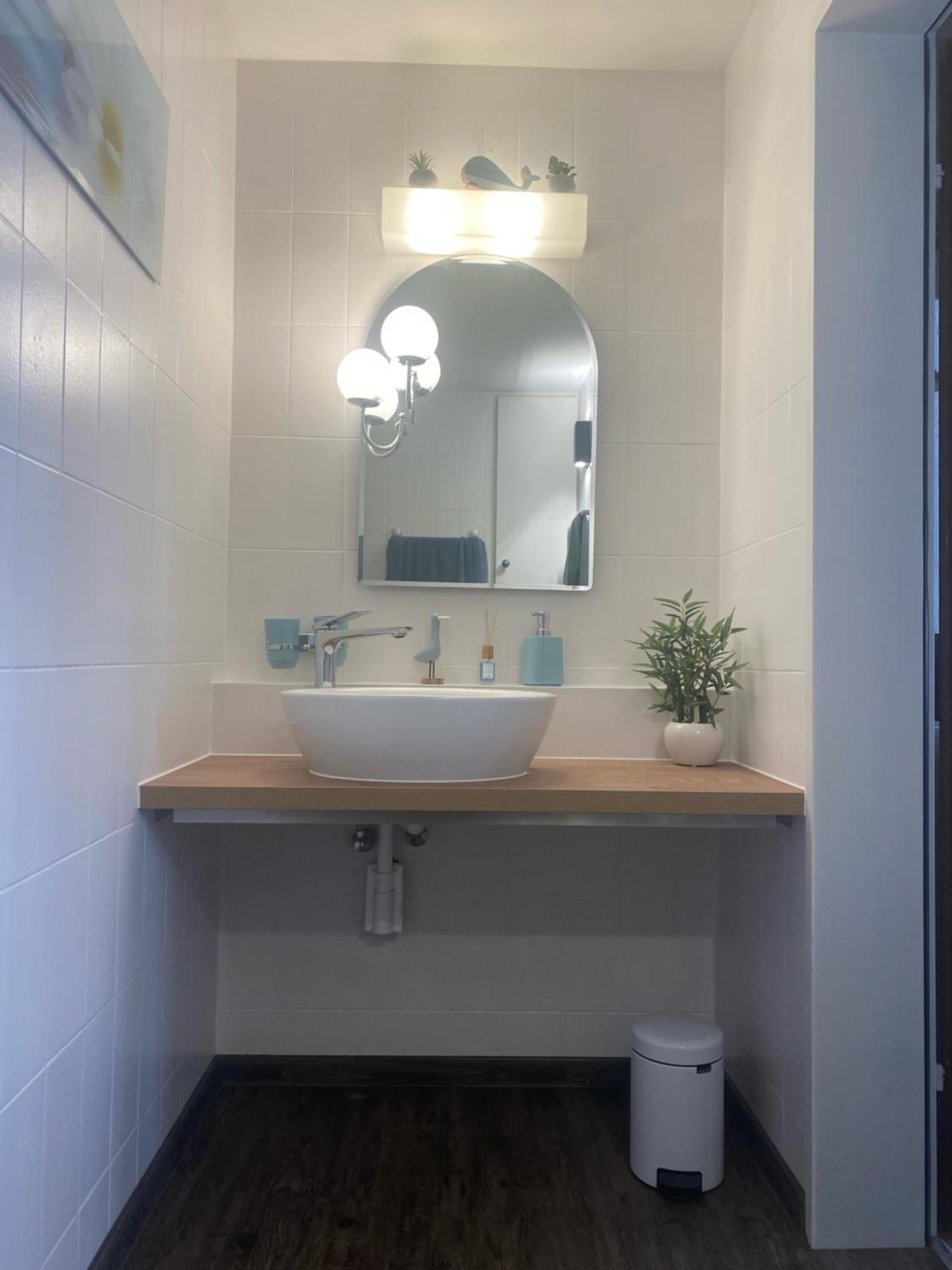 Joline private guest apartment Studio feel home view 4