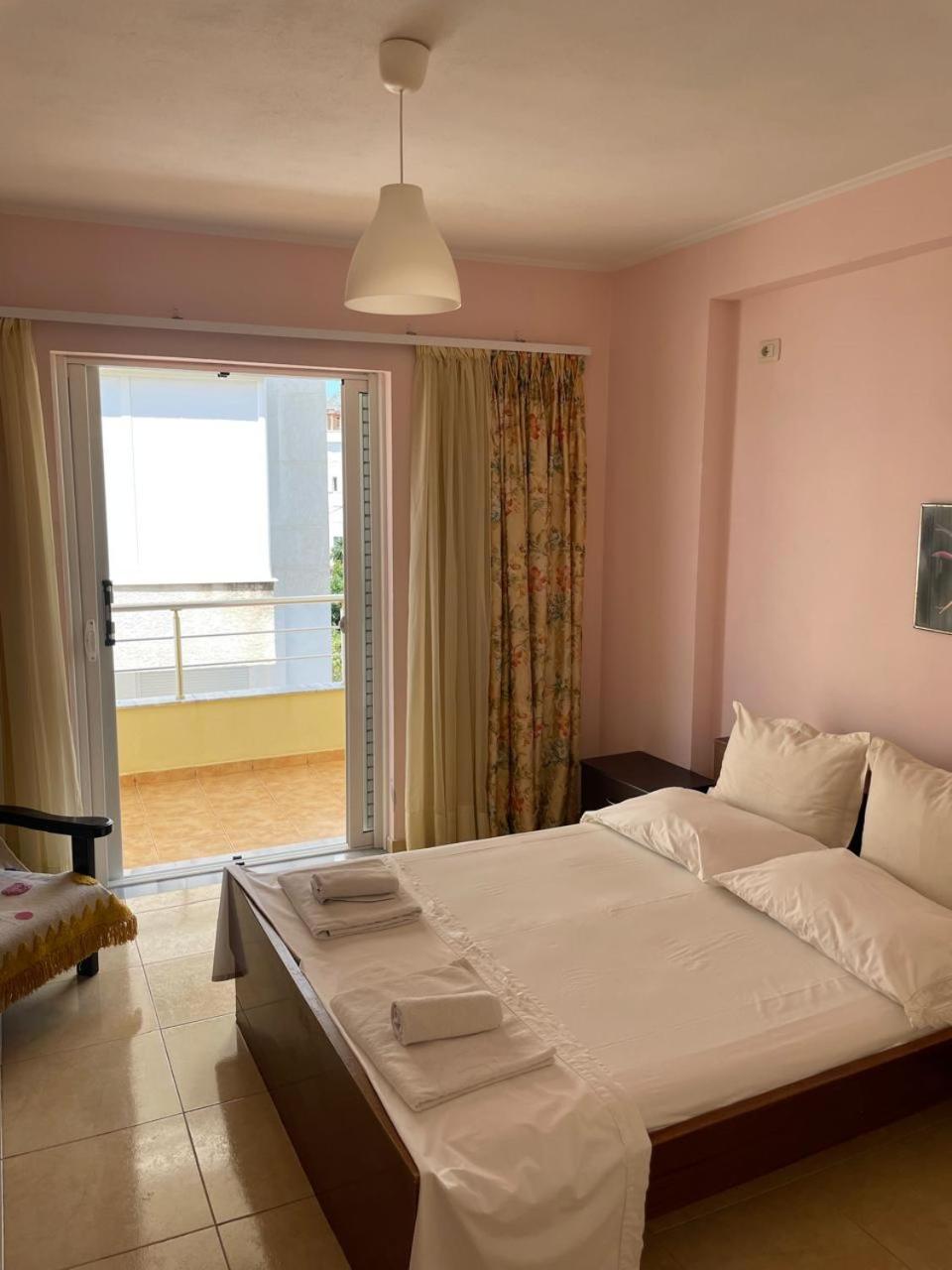 Classic sea view apartment