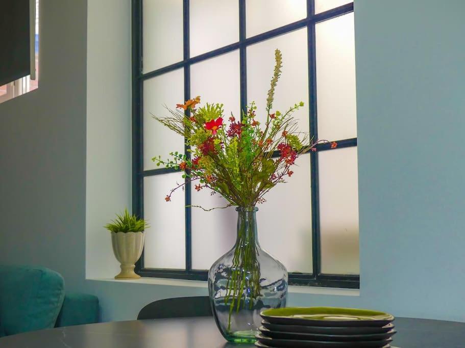 Cosy Appartement met Tuin in Centrum Antwerpen - Gratis Parking & WiFi
