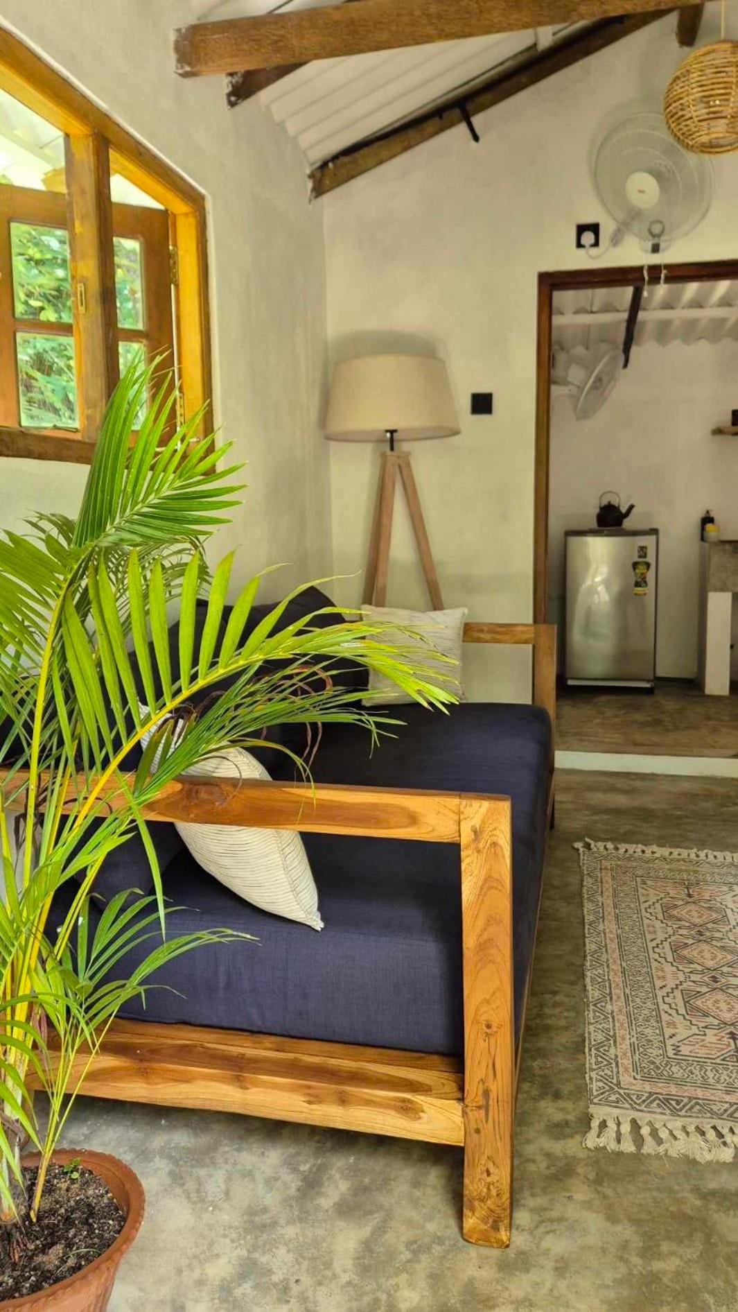 Coconut Cabin - Hiriketiya Beach