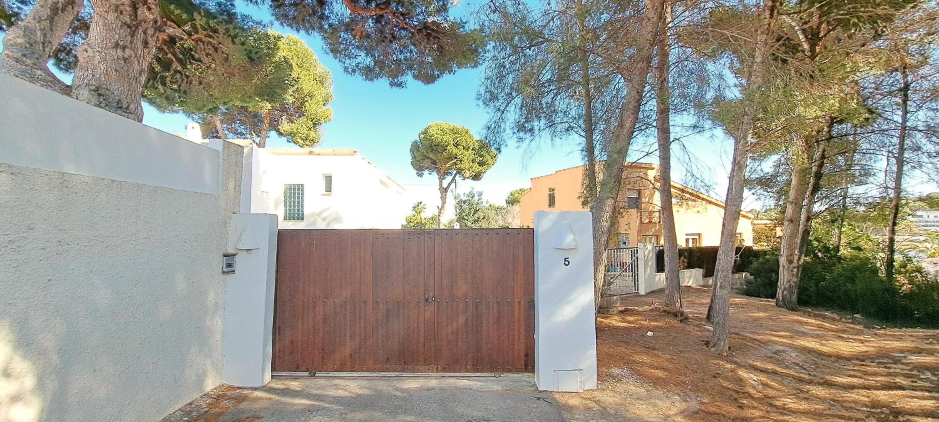 Villa La Seldeta by Solidays