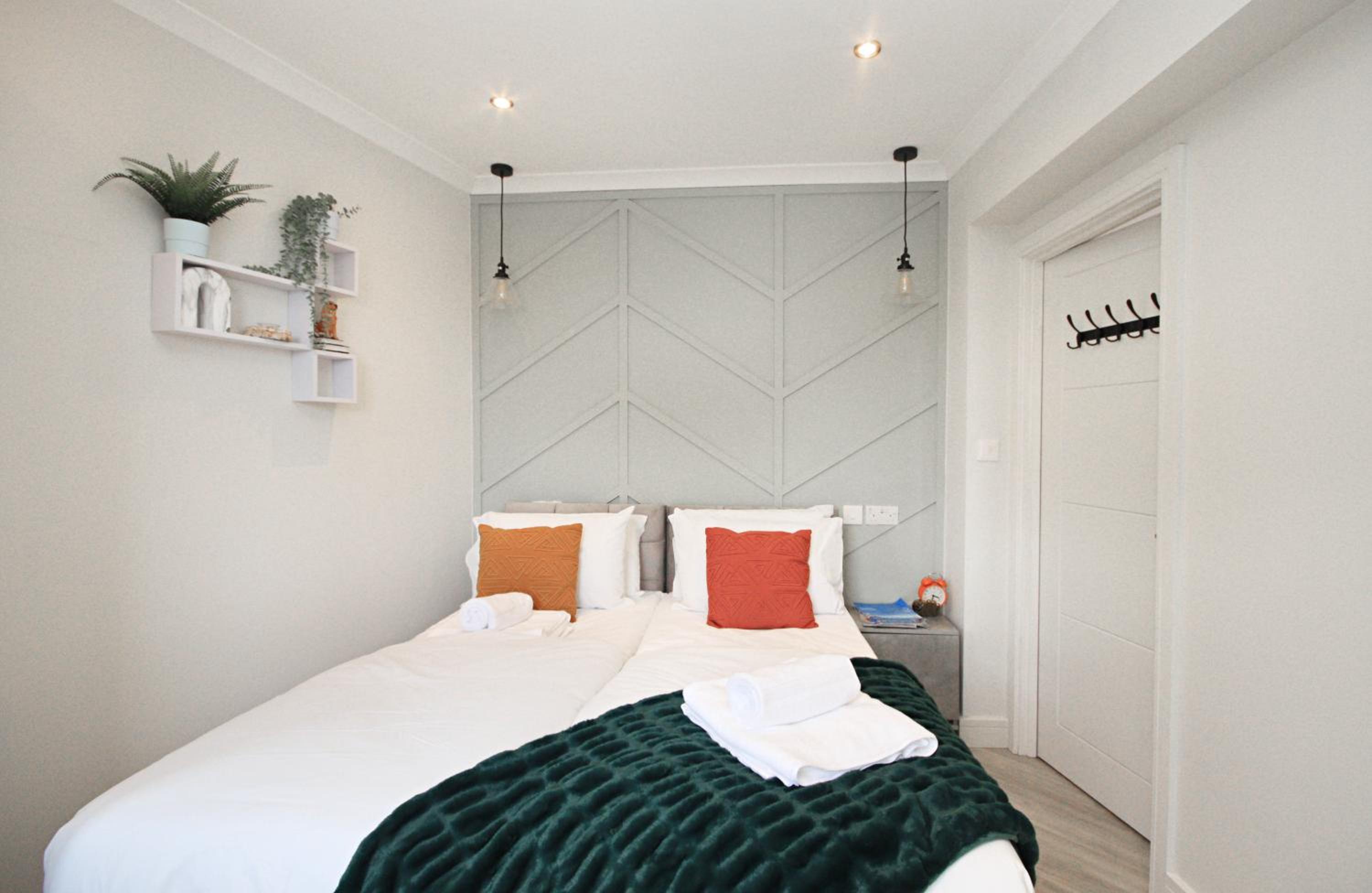 Rayan Heights Cosy 1 bedroom flat sleeps 2 perfect for contractors tourists families - Free parking