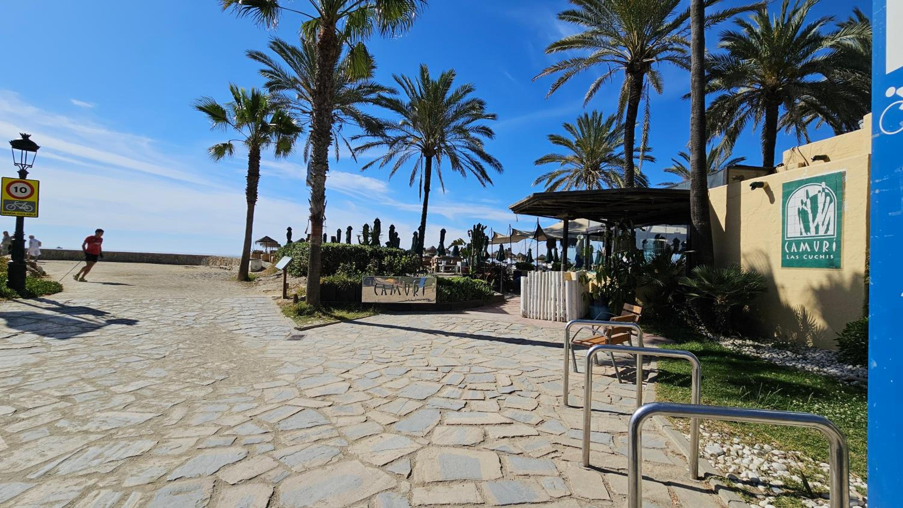 Puerto Banus 2linea playa,piscina y parking view 5