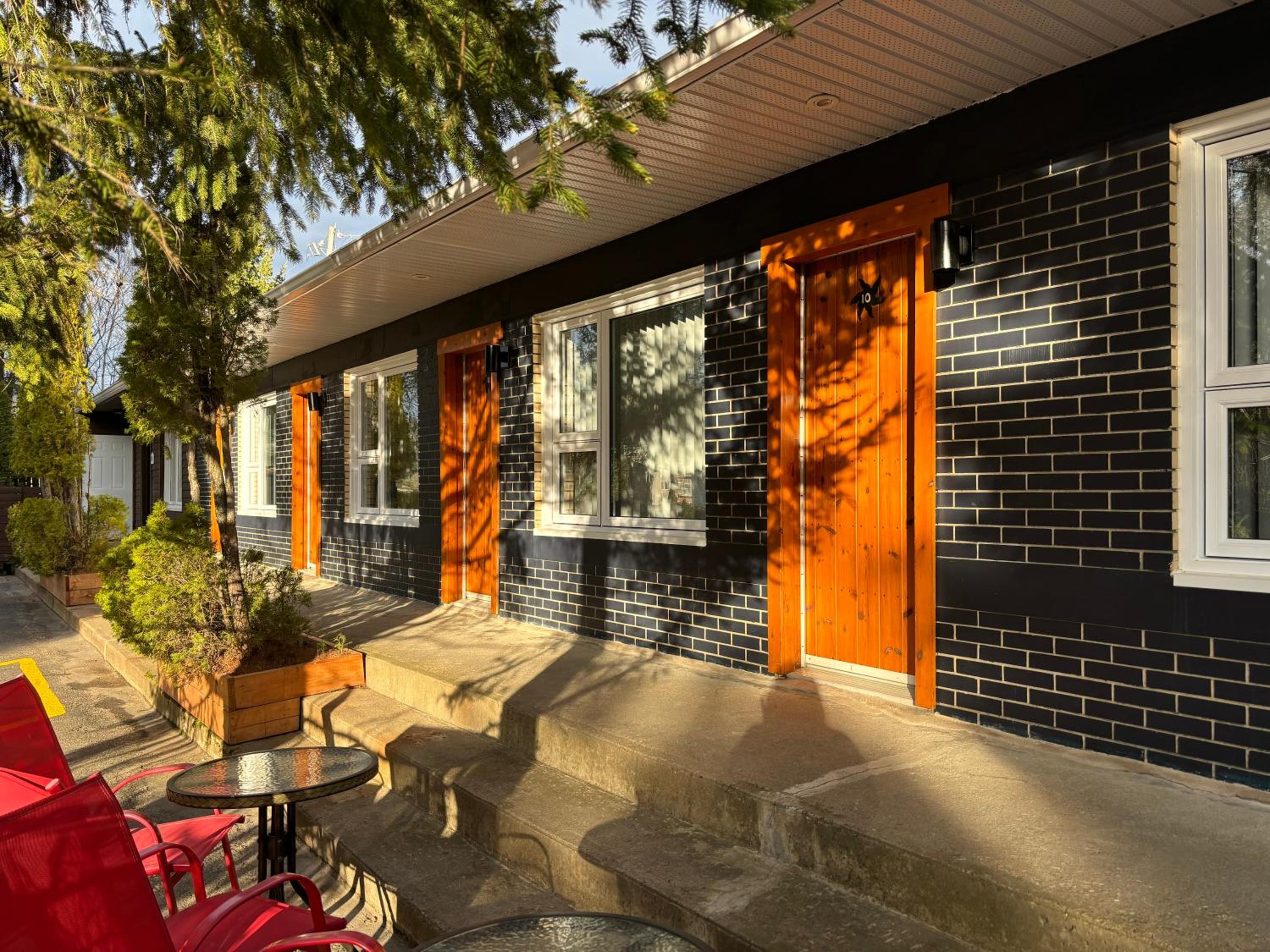 Hotel Aux Portes du Soleil - Image 1