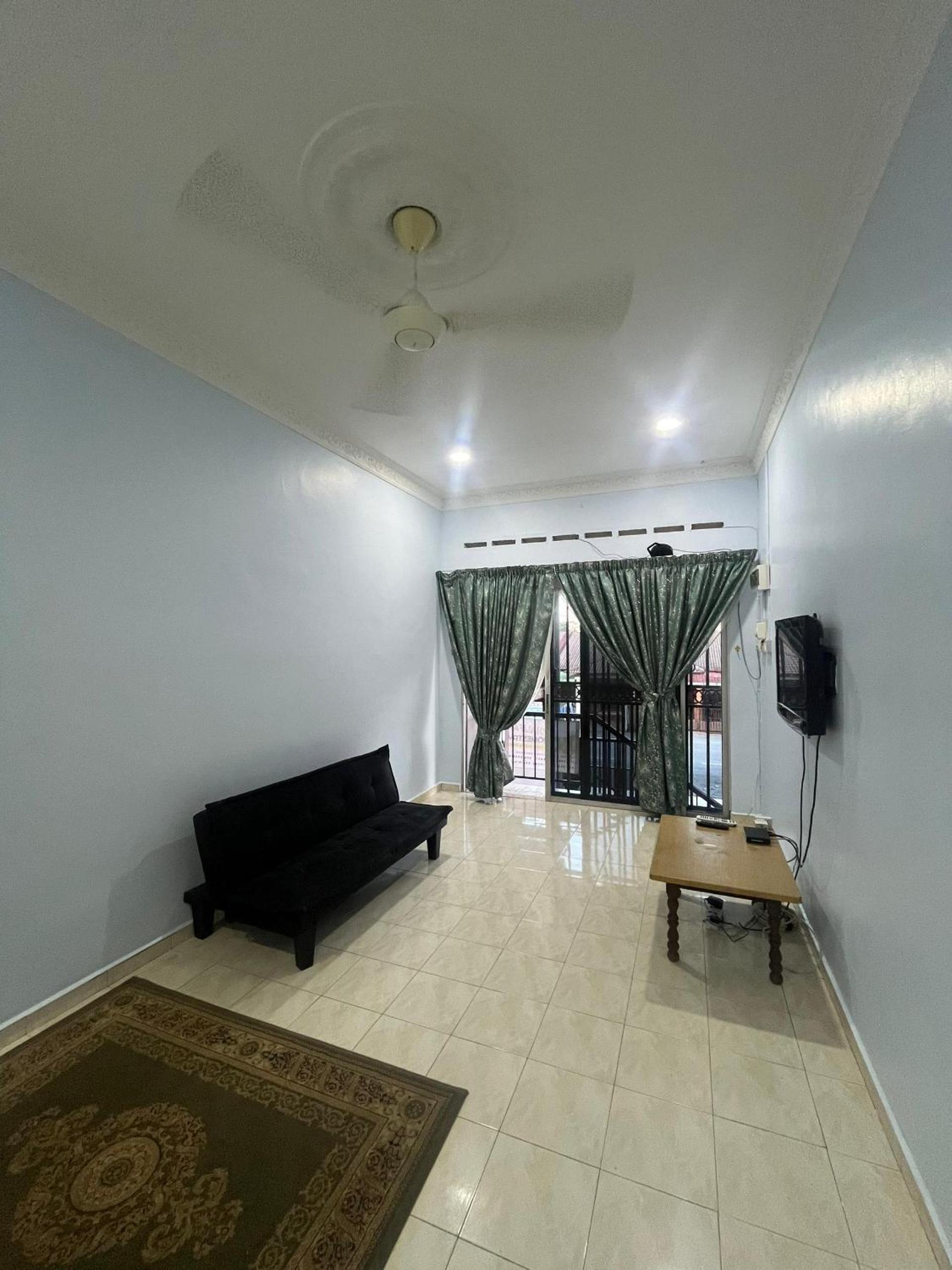 KHALiFAH HOMESTAY