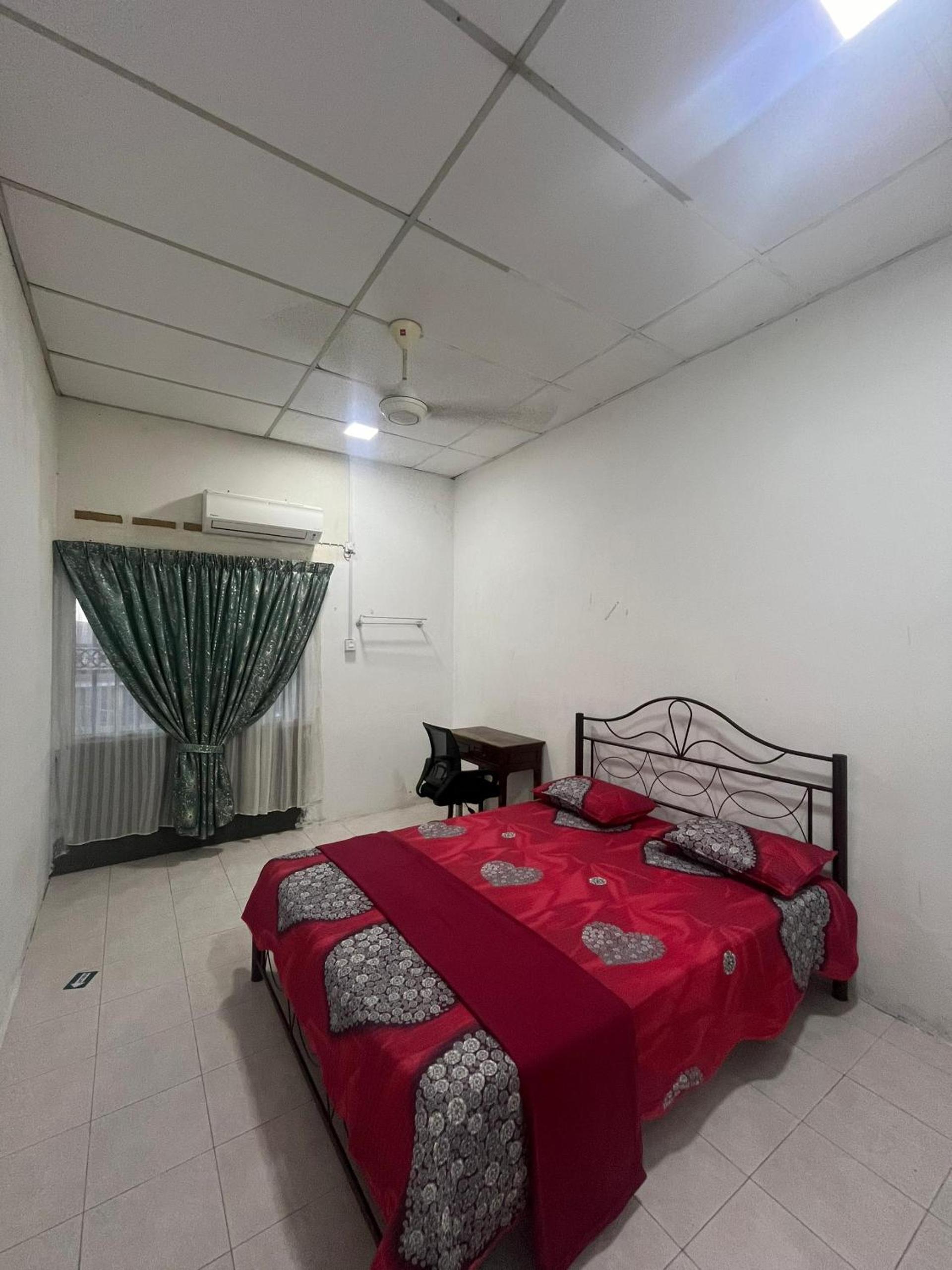 KHALiFAH HOMESTAY