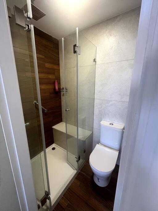 Luxurious Studio in RBS view 4