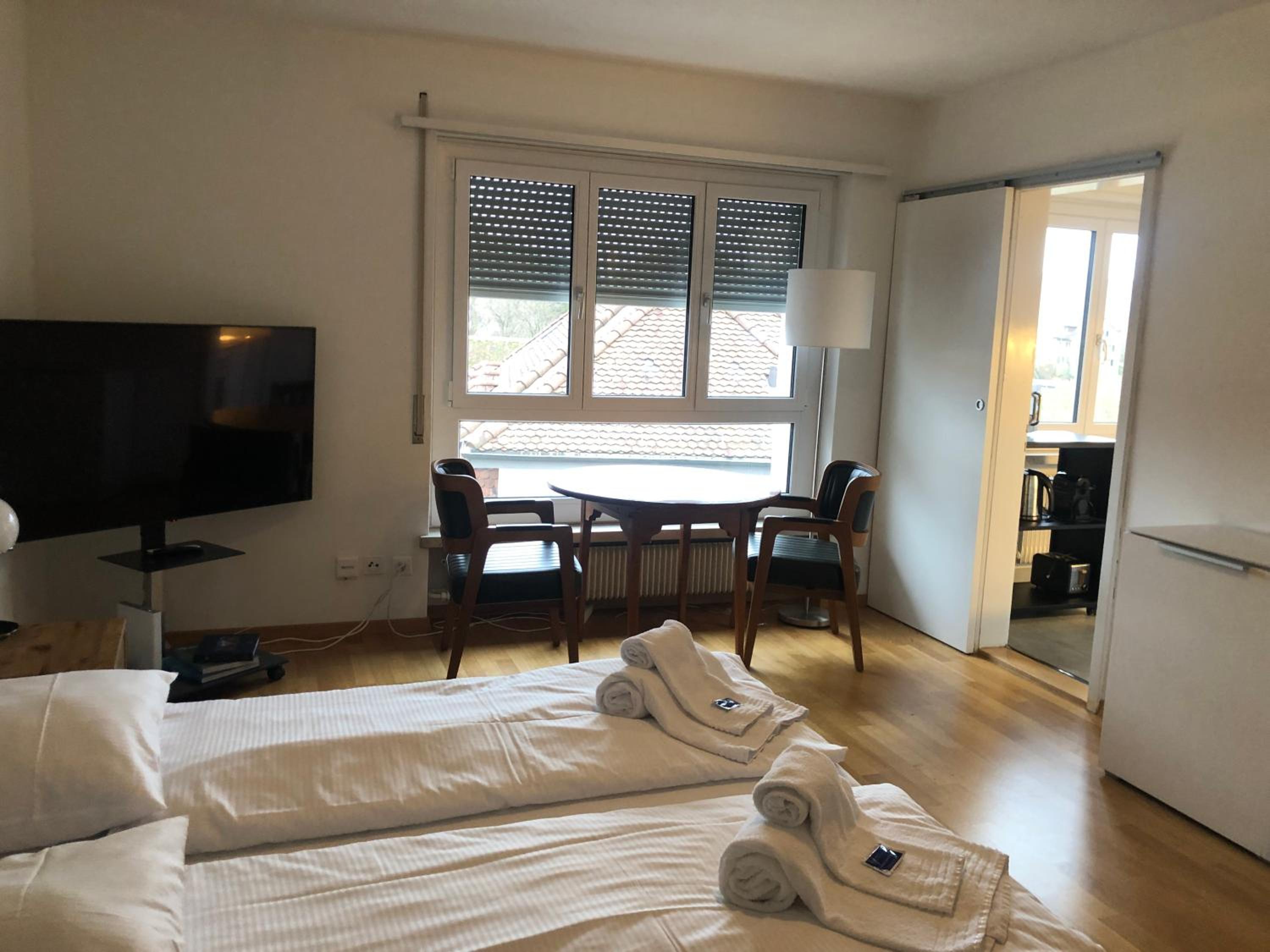 Cozy, sunny, city center 1 bedroom flat (Marble 3)