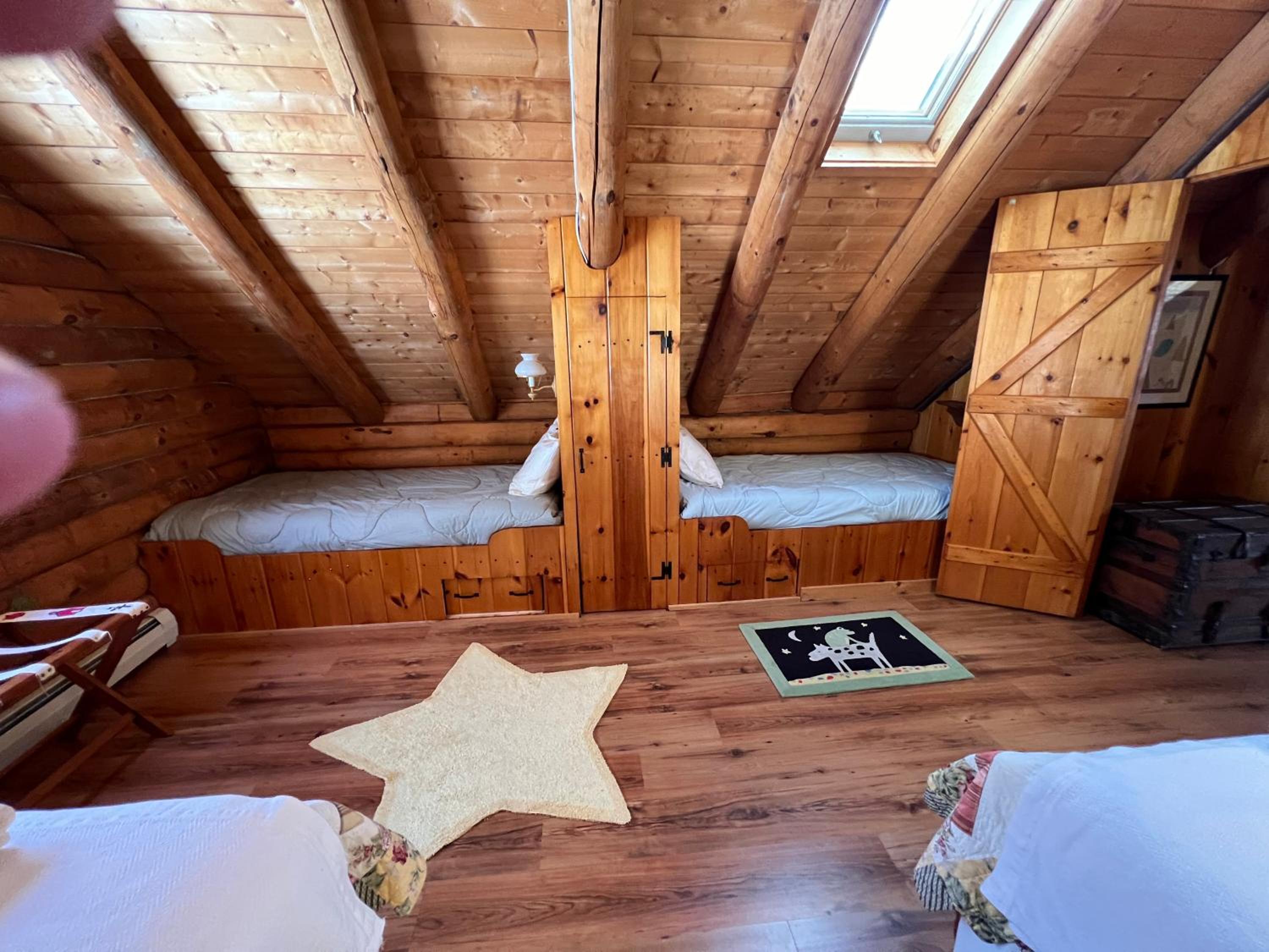 Cabin in the Woods - Property Image 35