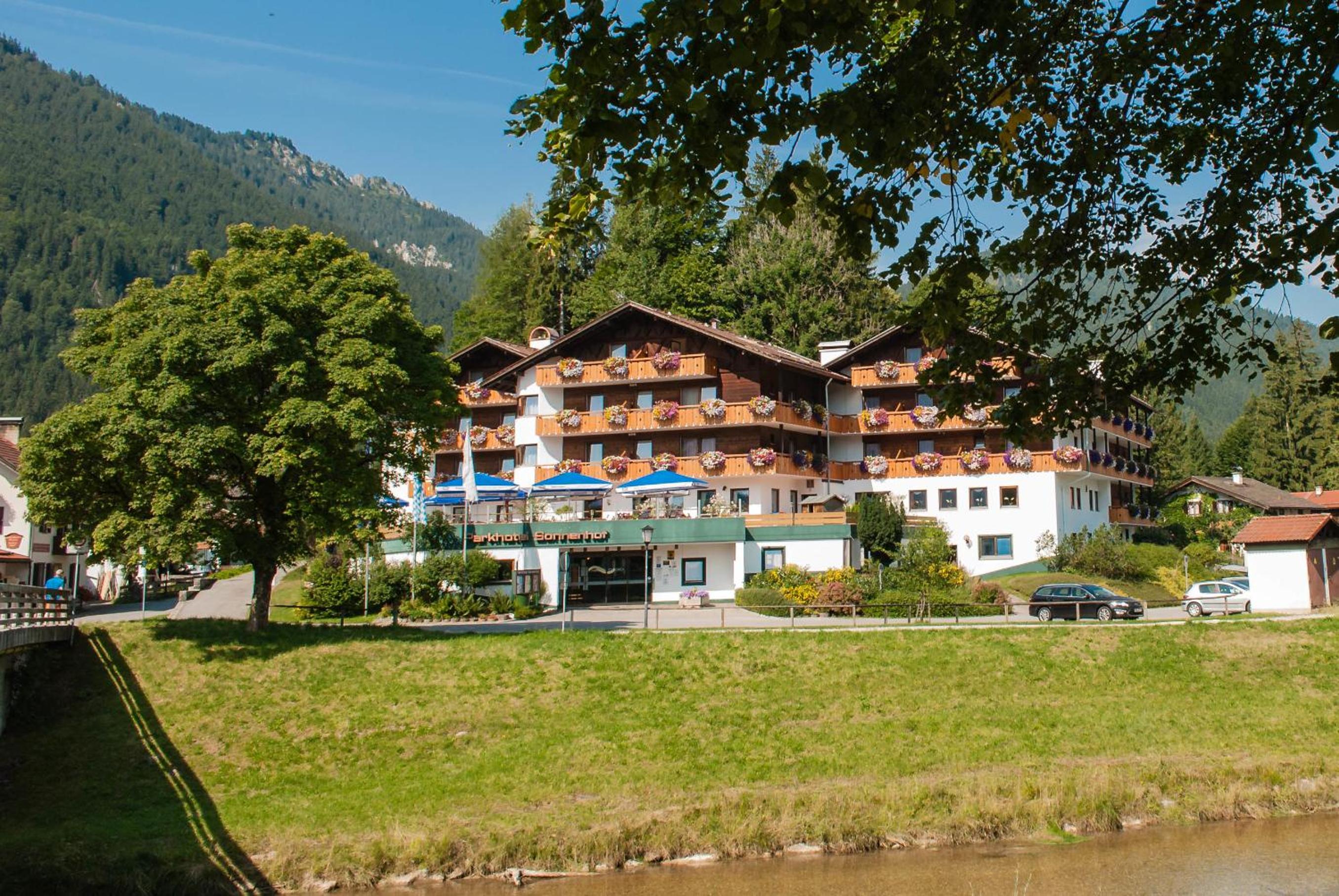 Hotel Parkhotel Sonnenhof - Image 1
