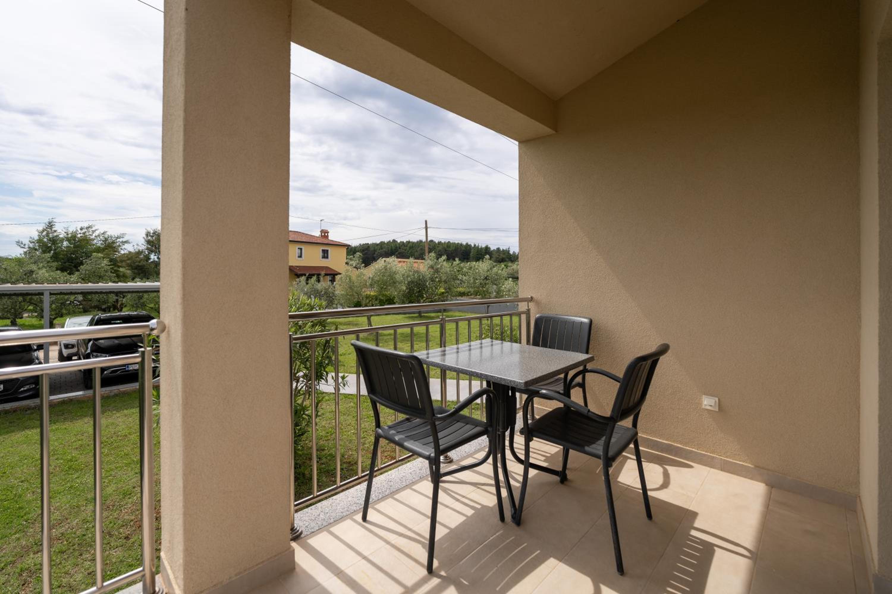 Dani's Place view 3