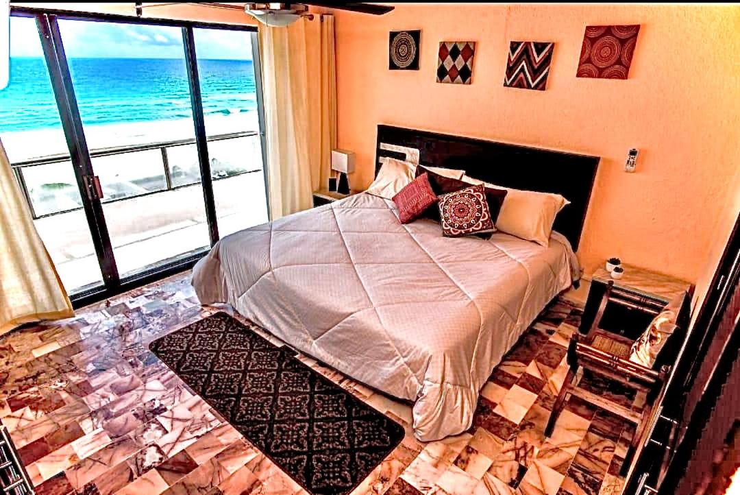 Deluxe 2 bedroom condo