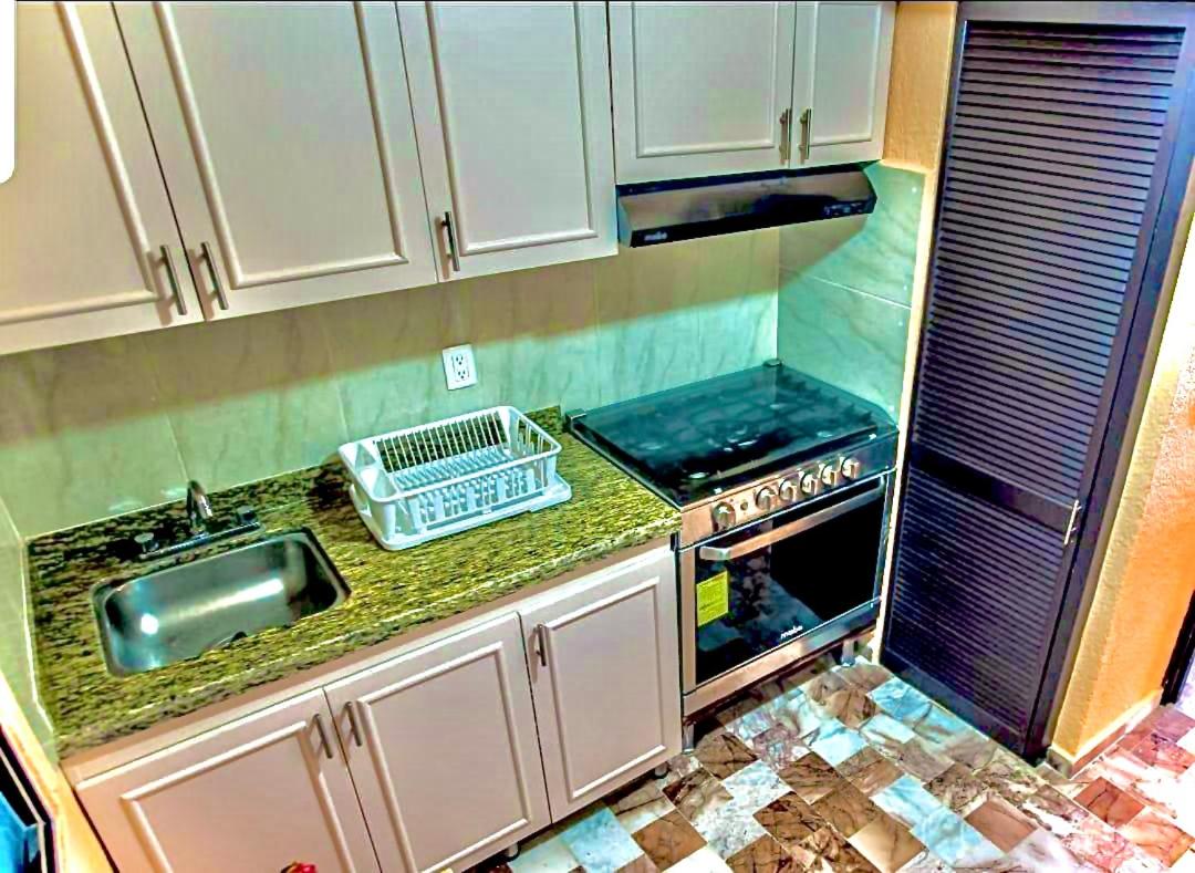 Deluxe 2 bedroom condo