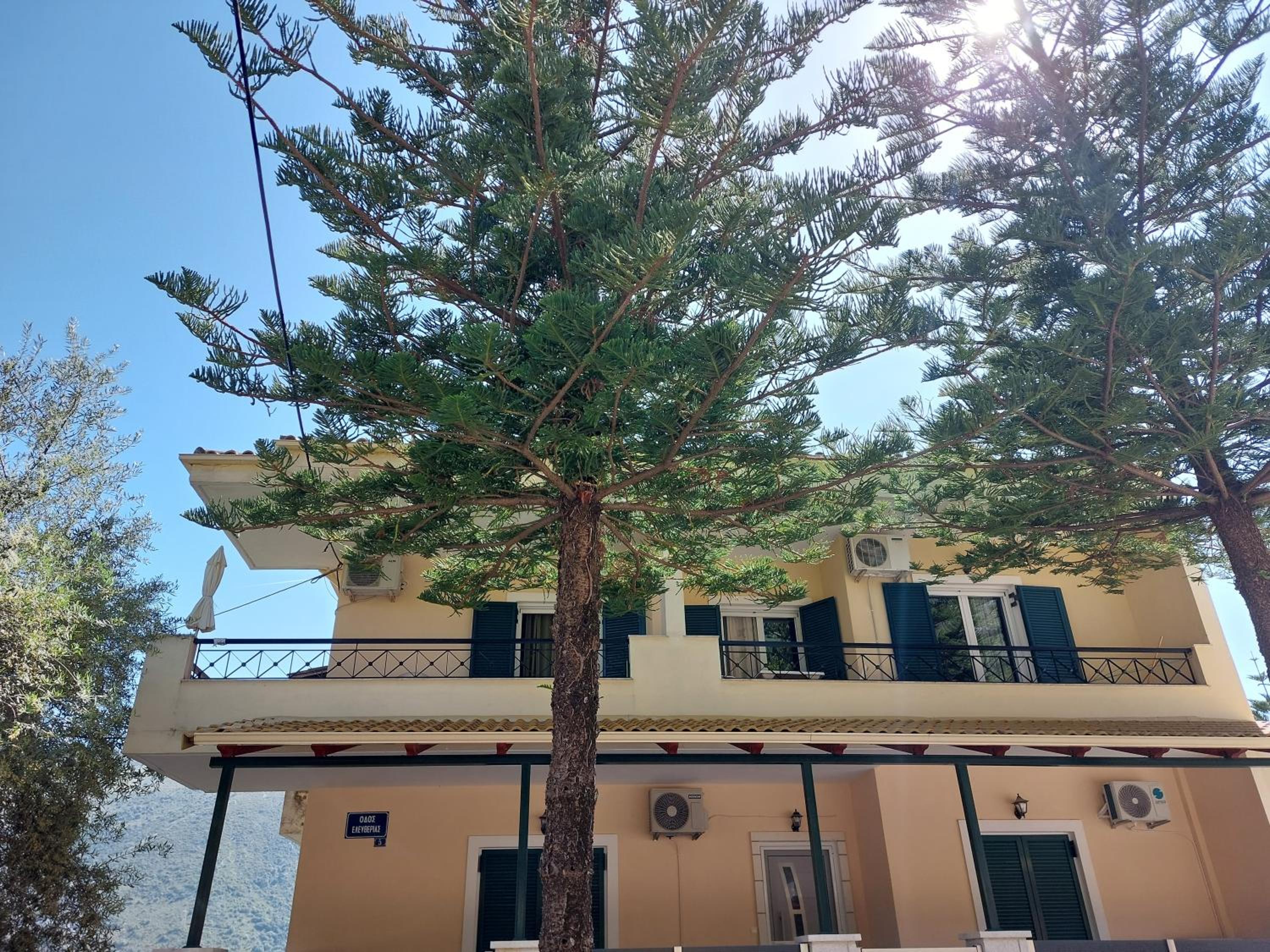 Marilena Apartments Plataria