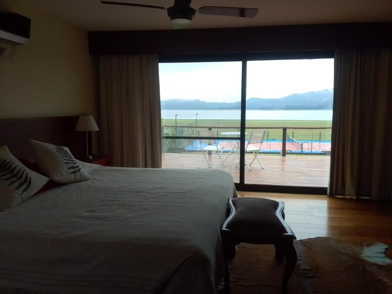 SOBRE LAGO los MOLINOS