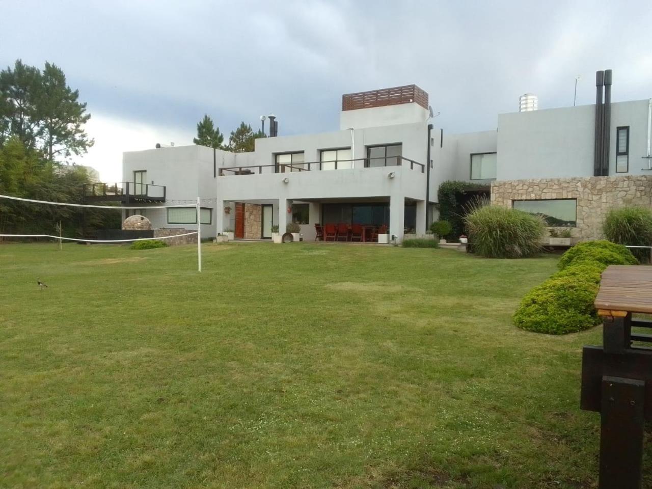 SOBRE LAGO los MOLINOS